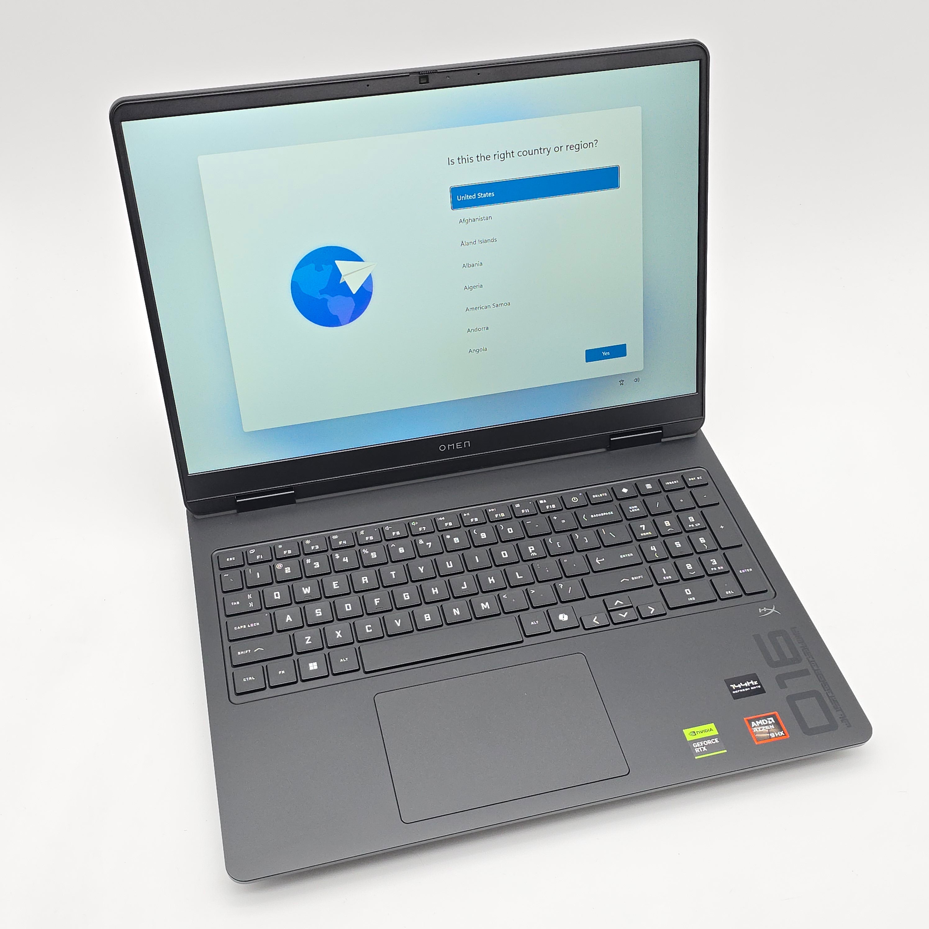 HP Omen 16, RTX 5060, Ryzen 9 8940HX, 32GB DDR5, 1TB NVMe, 16" 2K 144Hz IPS Display, Windows Gaming Laptop