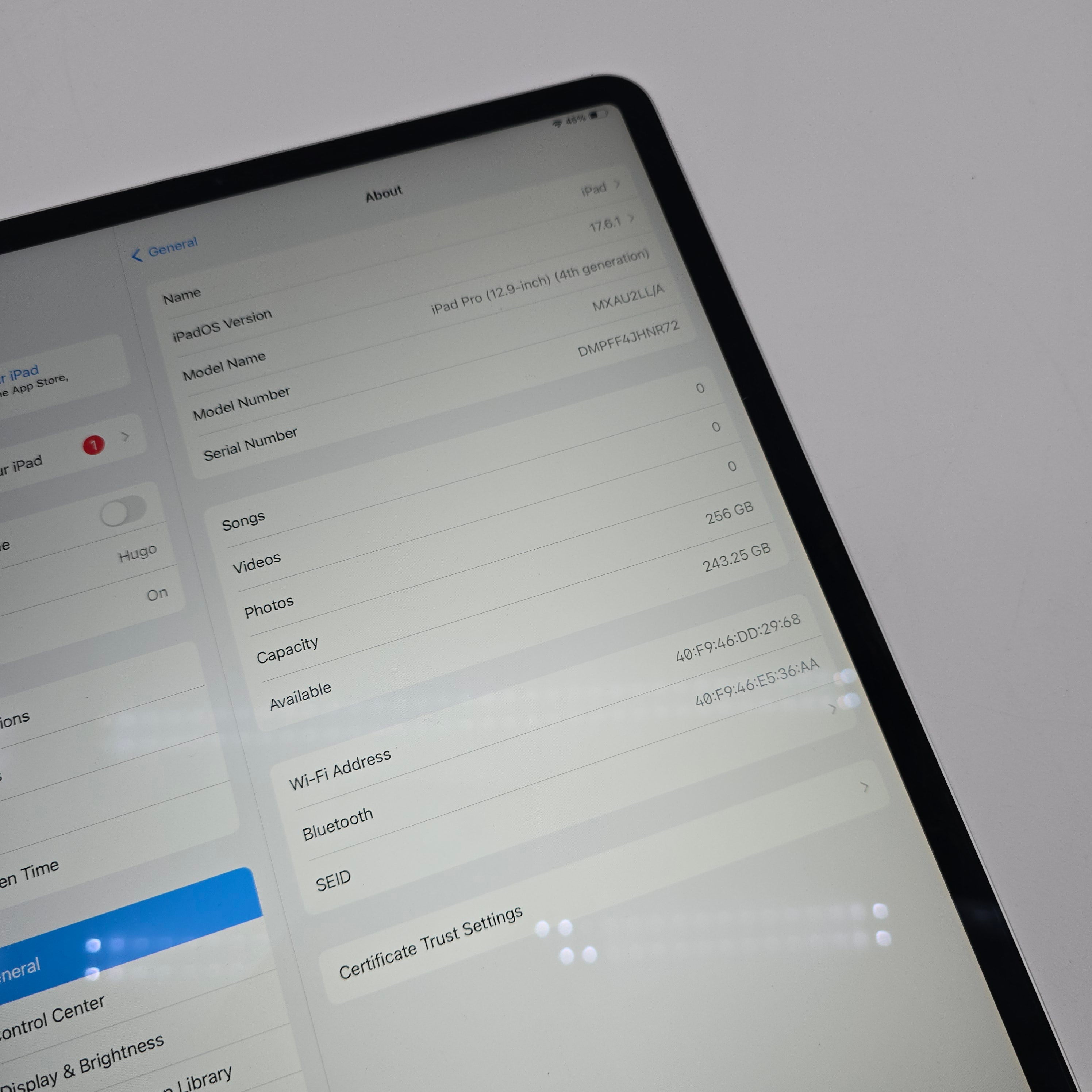 iPad Pro 12.9" 4th Generation, 256GB, Wi-Fi, Space Gray