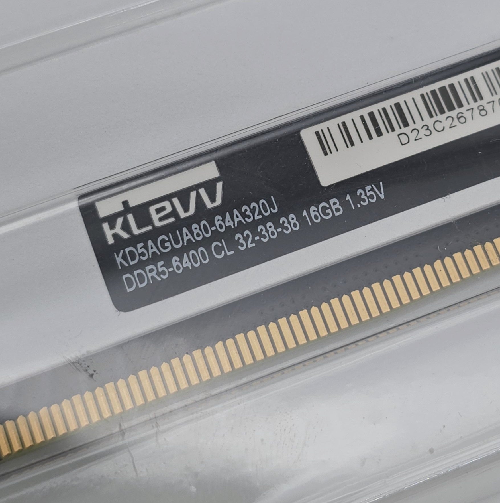 Klevv Cras V RGB White 32GB DDR5 Desktop RAM Memory, 2x16GB 6400MHz CL32-38-38-38