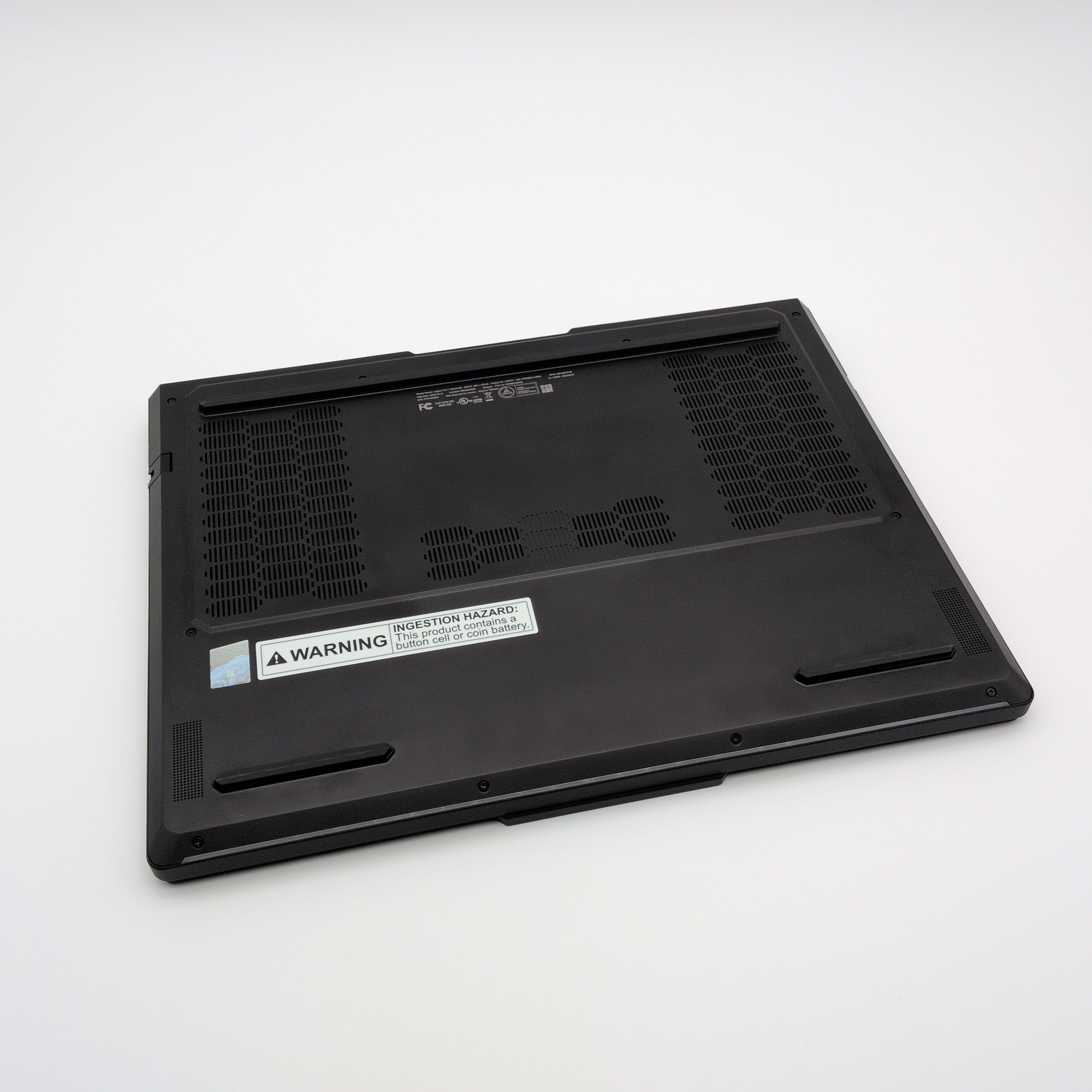 Lenovo Legion Pro 7 NVIDIA RTX 5070 Ti, Intel Ultra 9 275HX, 32GB DDR5 RAM, 16" QHD+ 240Hz OLED Gaming Laptop