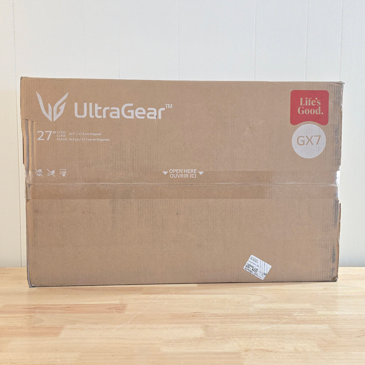 LG Ultragear 27" OLED QHD 480Hz GX7, 0.03ms, G-Sync, Gaming Monitor Brand New
