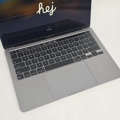 Macbook Pro 13" M1, 8GB RAM, 256GB SSD, Touchbar w/ TouchID, 31 Cycles