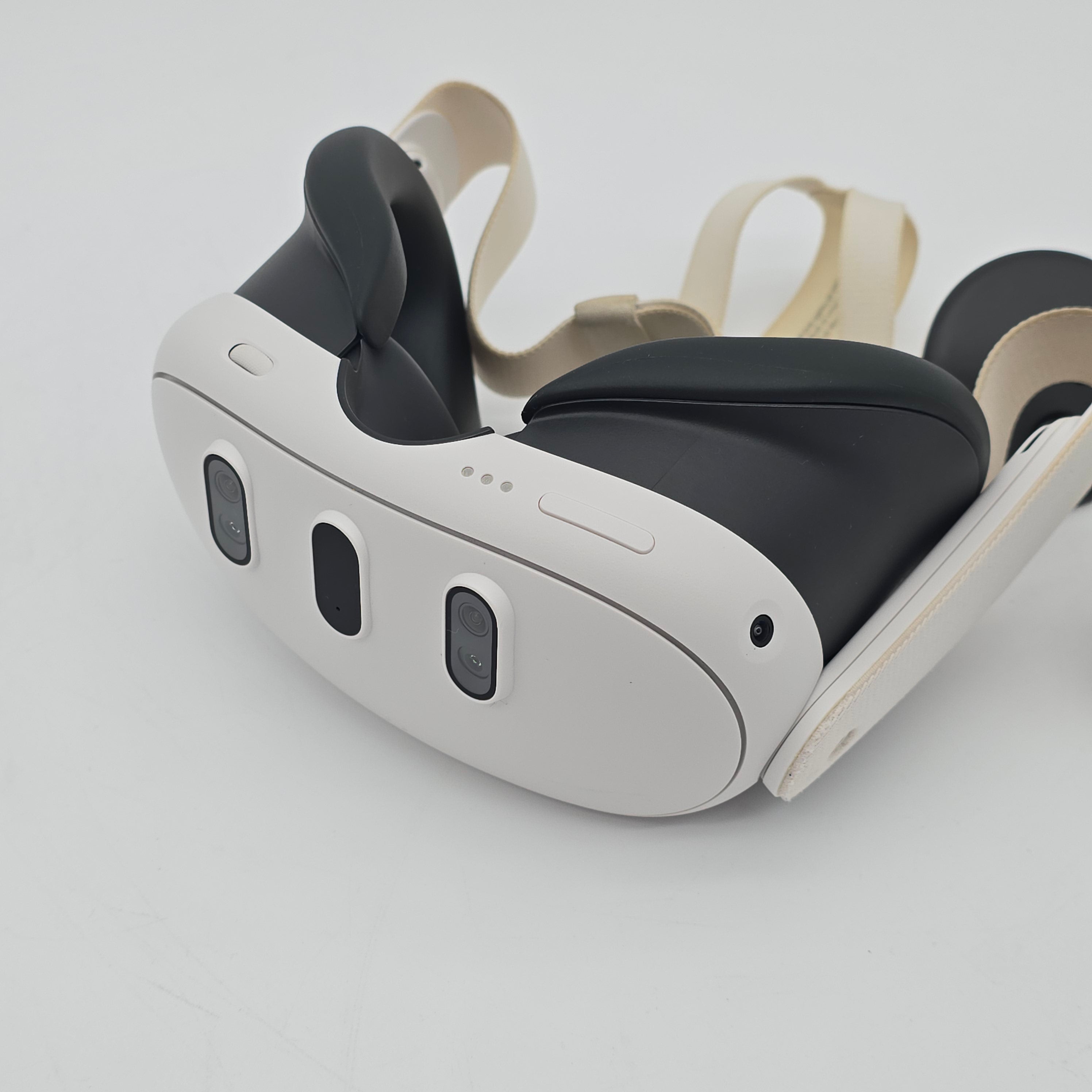 Meta Quest 3 128GB Virtual Reality VR Headset