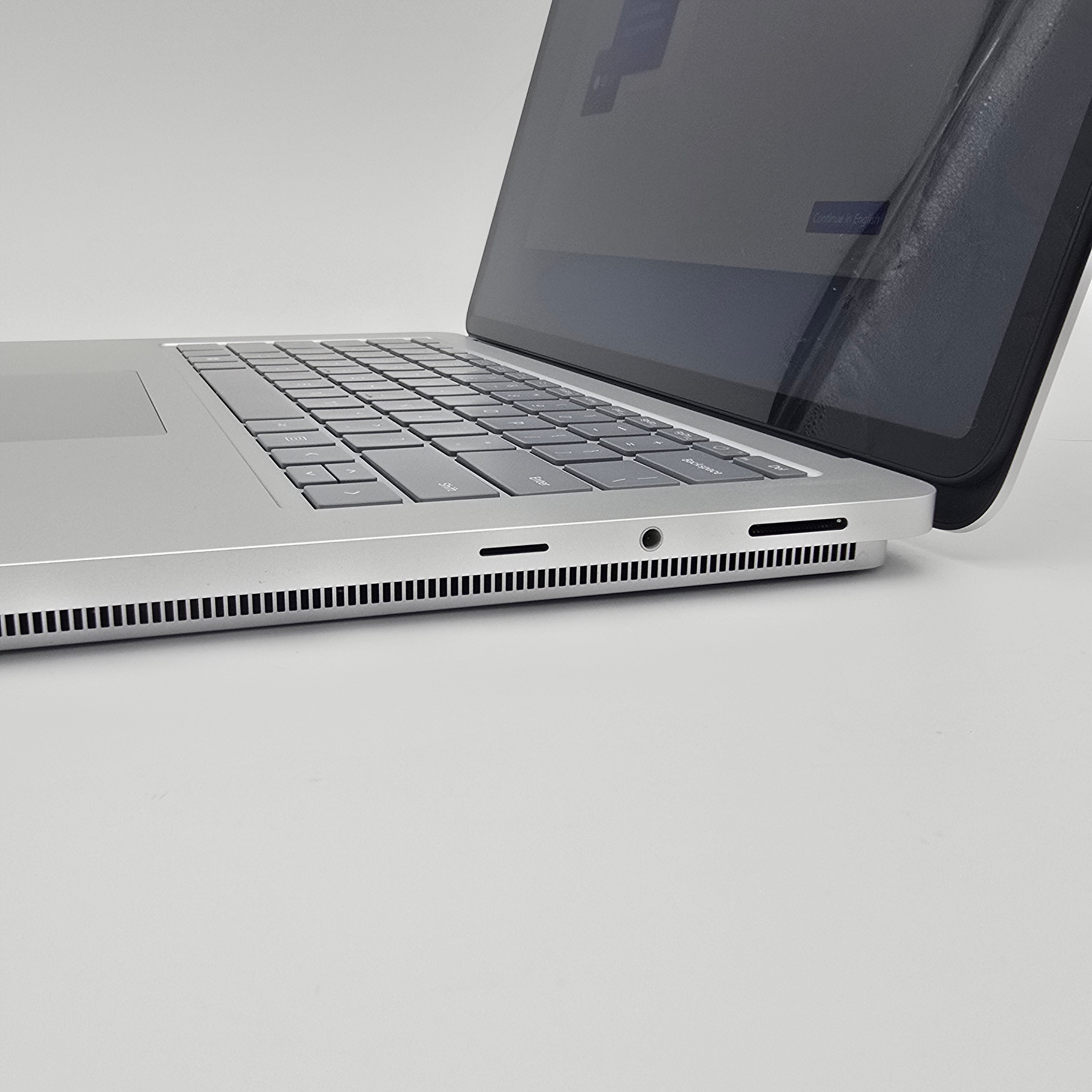 Microsoft Surface Laptop Studio 2, RTX 4060, Intel Core i7-13700H, 64GB DDR5, 2TB NVMe, 14.4" 1600p 120Hz Windows Laptop