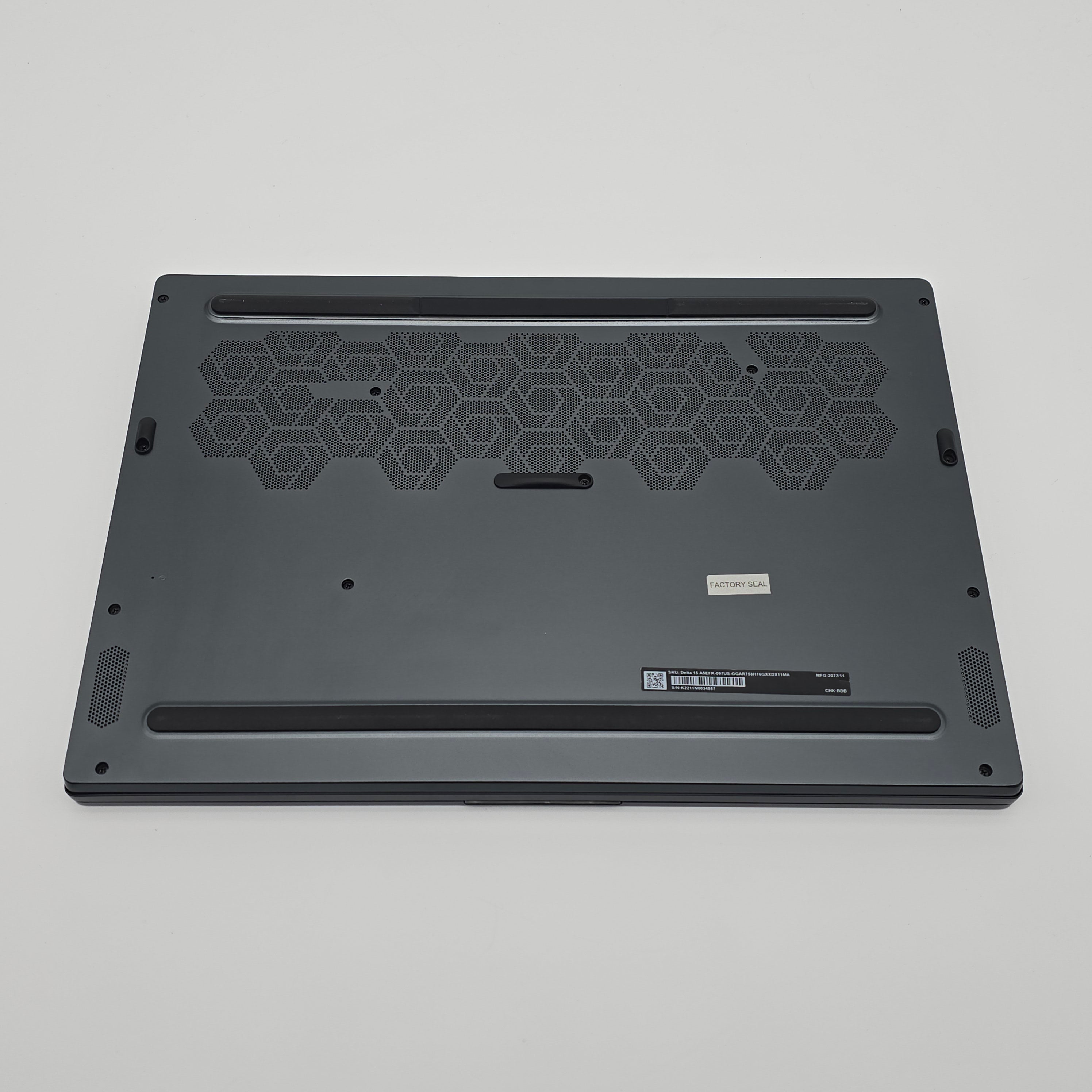 MSI DELTA 15 Gaming Laptop, RX 6700M, Ryzen 7 5800H, 16GB RAM, 240Hz FHD