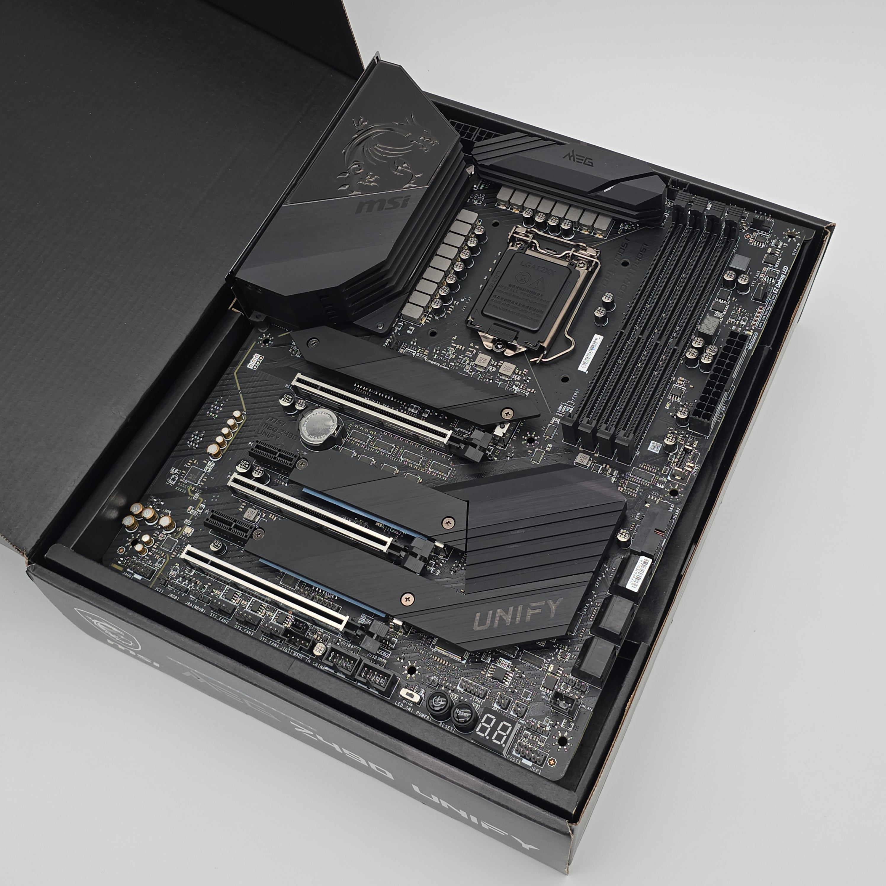 MSI MEG Z490 Unify, Intel Socket Type LGA 1200, Gaming Motherboard