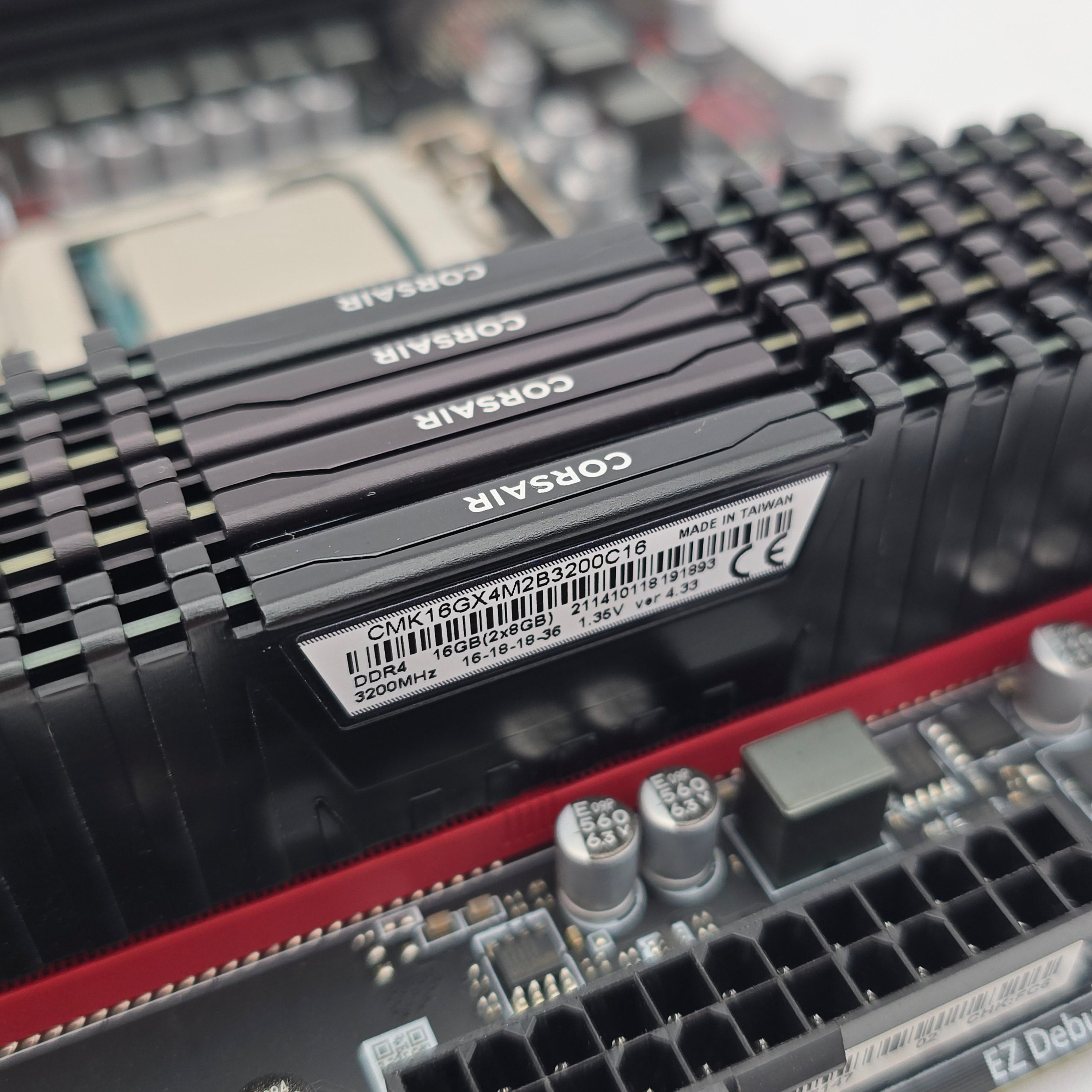 MSI MPG Z390 Gaming Plus Motherboard, Intel i7-9700K, 32GB DDR4 Corsair Vengeance Combo
