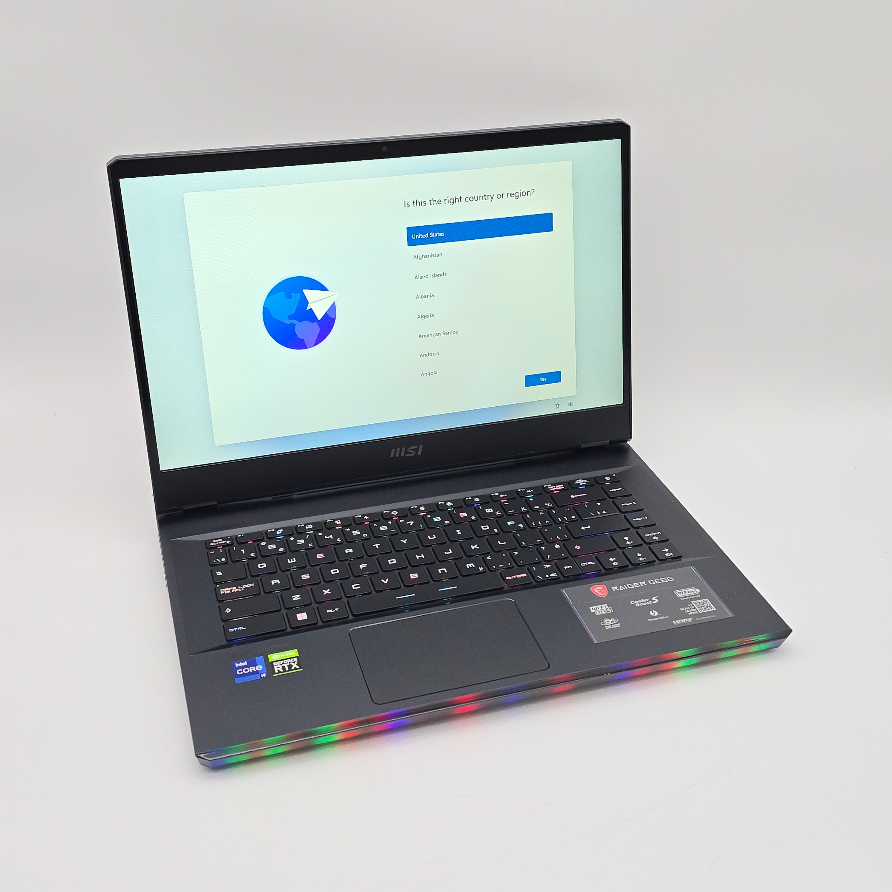 MSI Raider GE66 Gaming Laptop, RTX 3070 Ti, Intel Core i9-12900H, 1080p 360Hz Screen