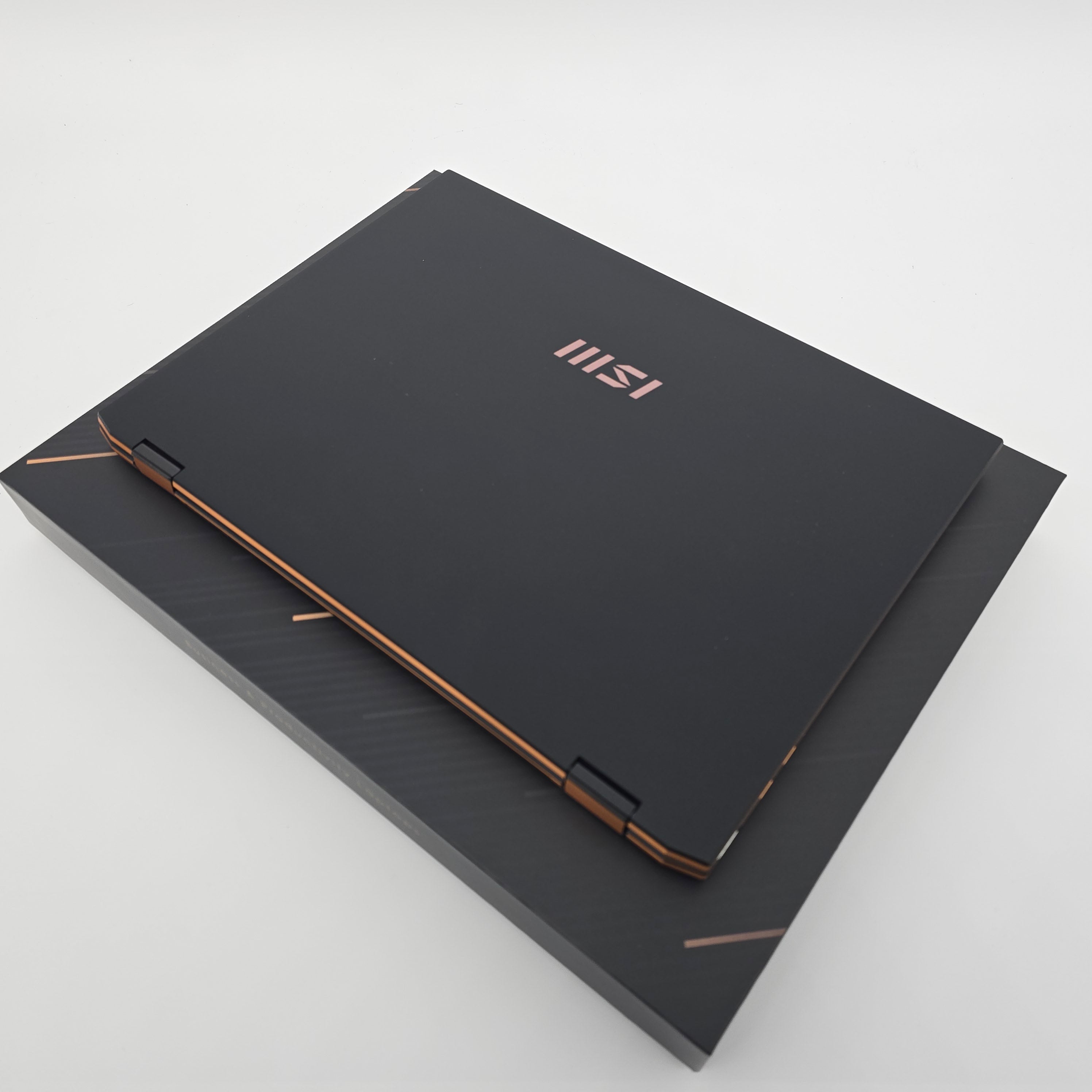 MSI Summit E13 Flip Evo, Intel i7-1280P, 1TB NVMe, 16GB DDR5, Professional Productivity Laptop