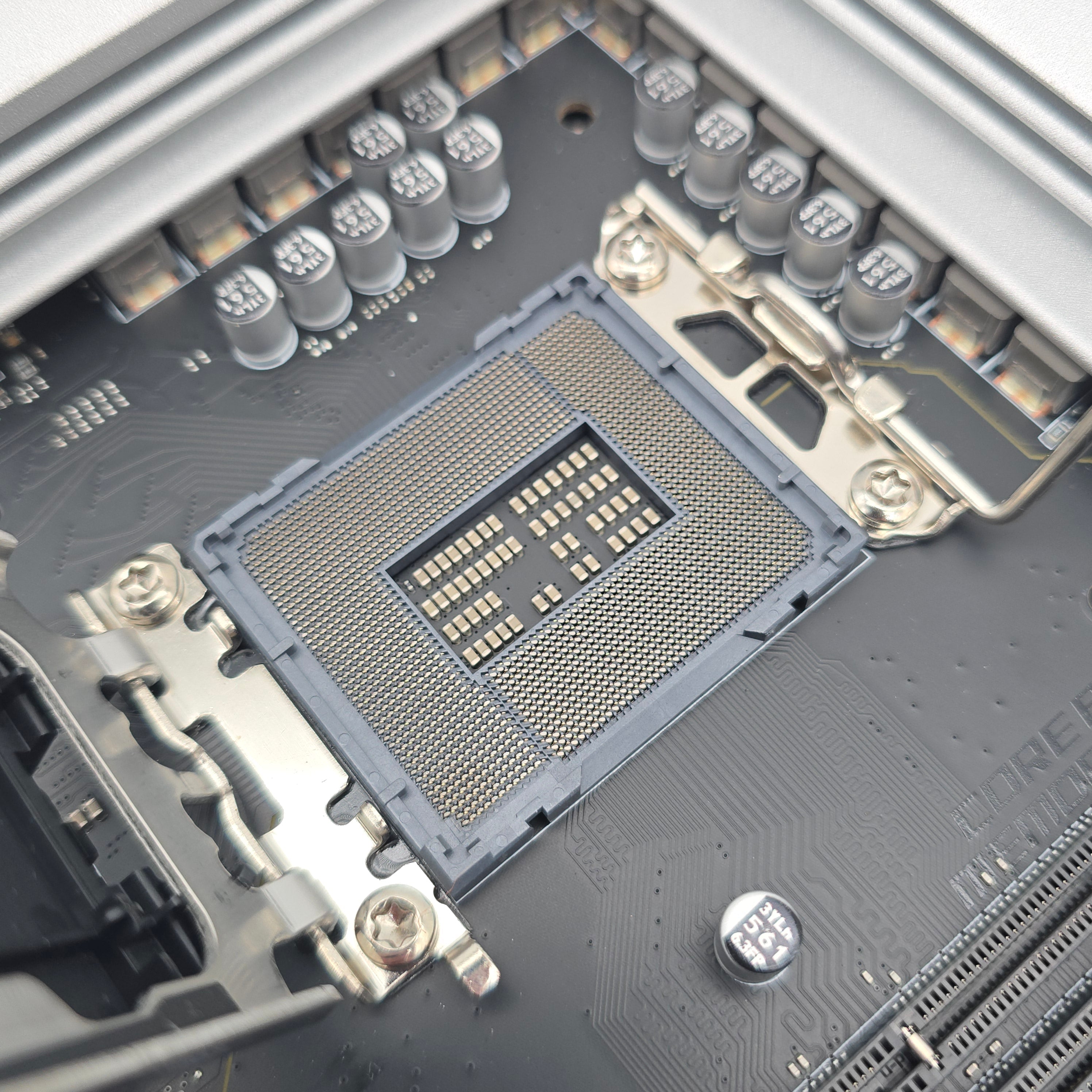MSI Z790 Project Zero, Intel Socket LGA 1700, ATX Desktop Gaming Motherboard