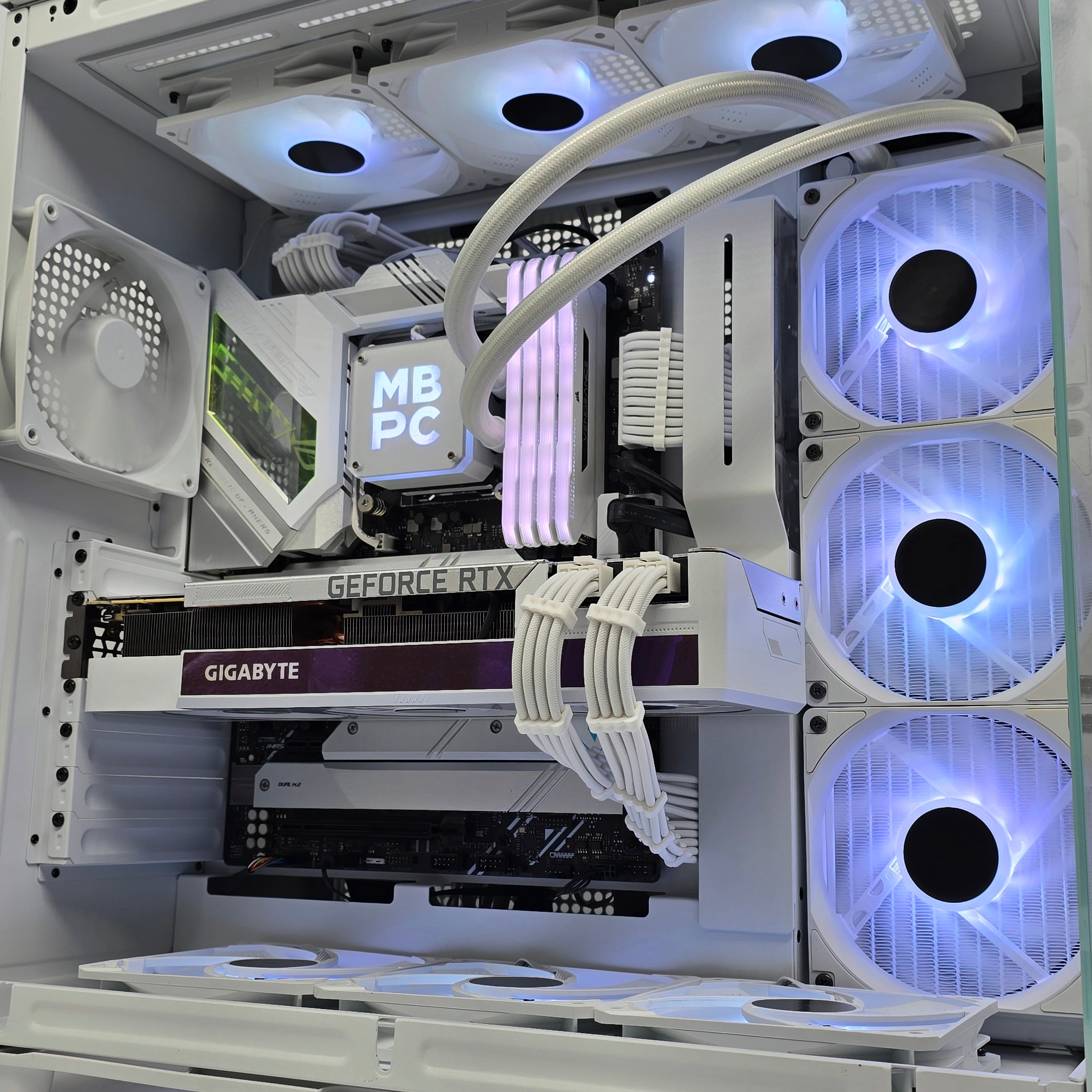 RTX 3090, Intel i9-13900K, 64GB DDR4, 2TB NVMe, Custom Liquid Cooled White Gaming PC