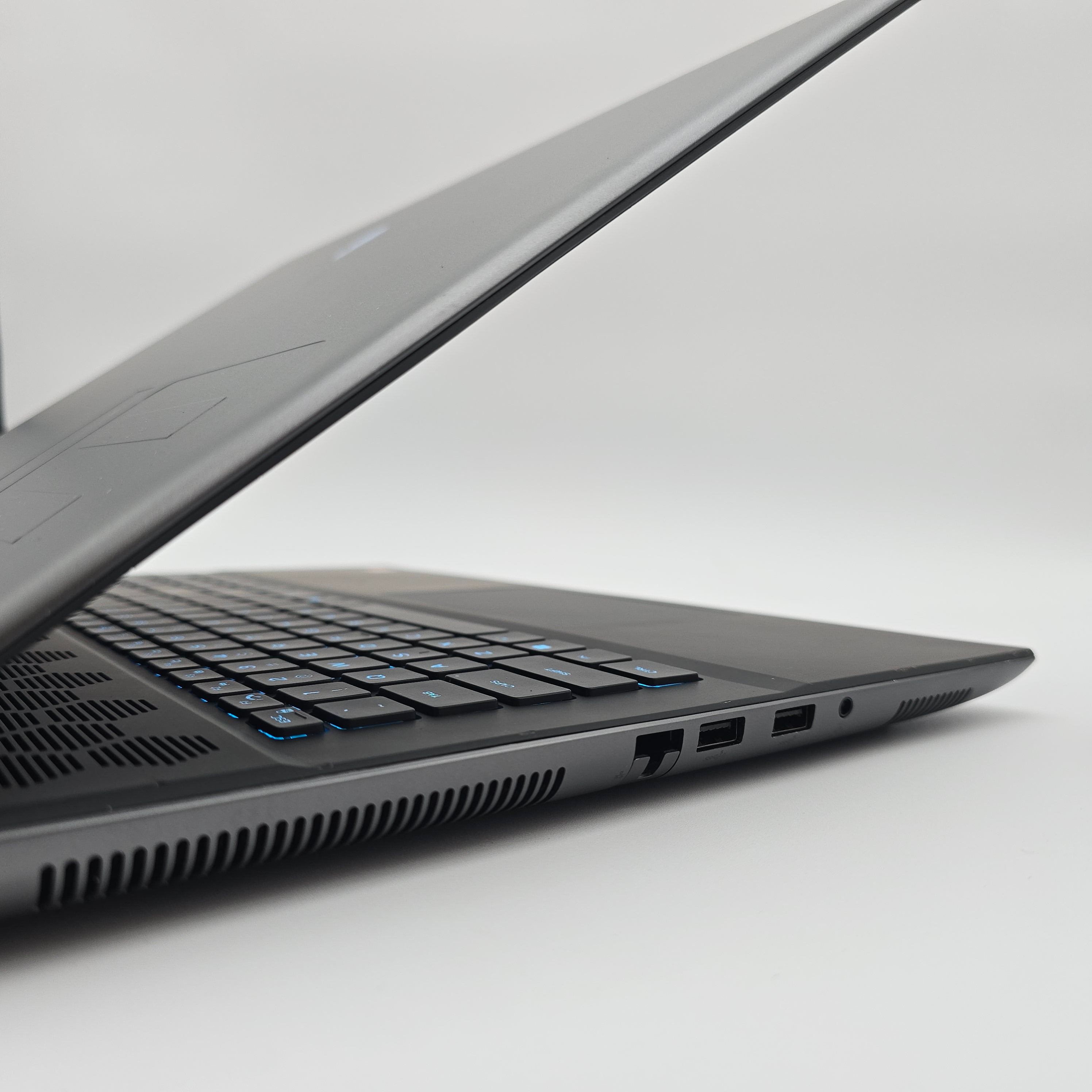 Alienware M18, RTX 4080, Ryzen 9 7845HX, 32GB DDR5, 480Hz Screen, Alienware Gaming Laptop PC w/ Box