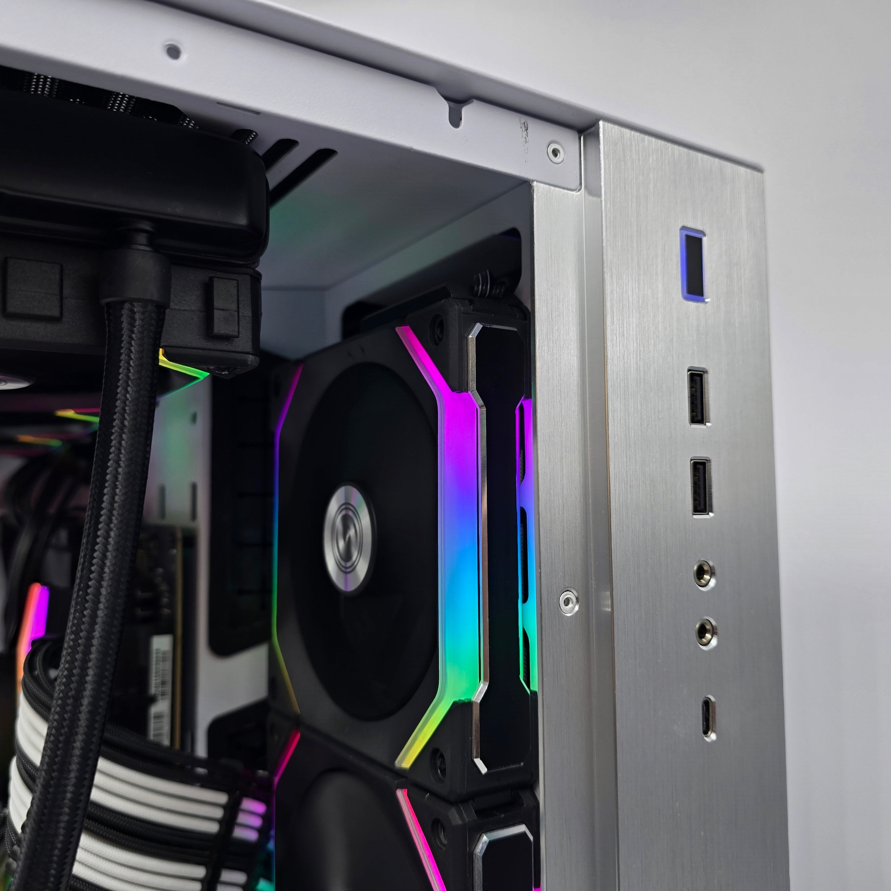 RTX 4080 Super STRIX, Intel i7-14700K, 64GB DDR5, Like New Custom Liquid Cooled Gaming PC