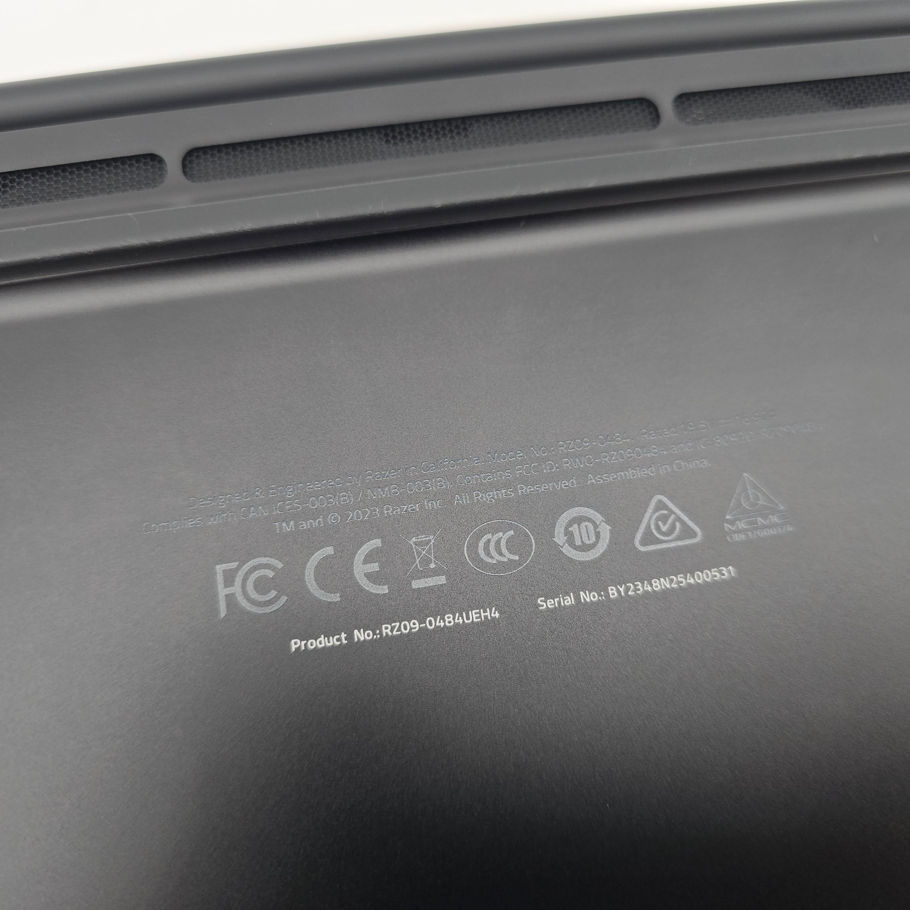 Razer Blade 18, RTX 4090, i9-13950HX, 32GB DDR5, 2TB NVMe, Like New Gaming Laptop