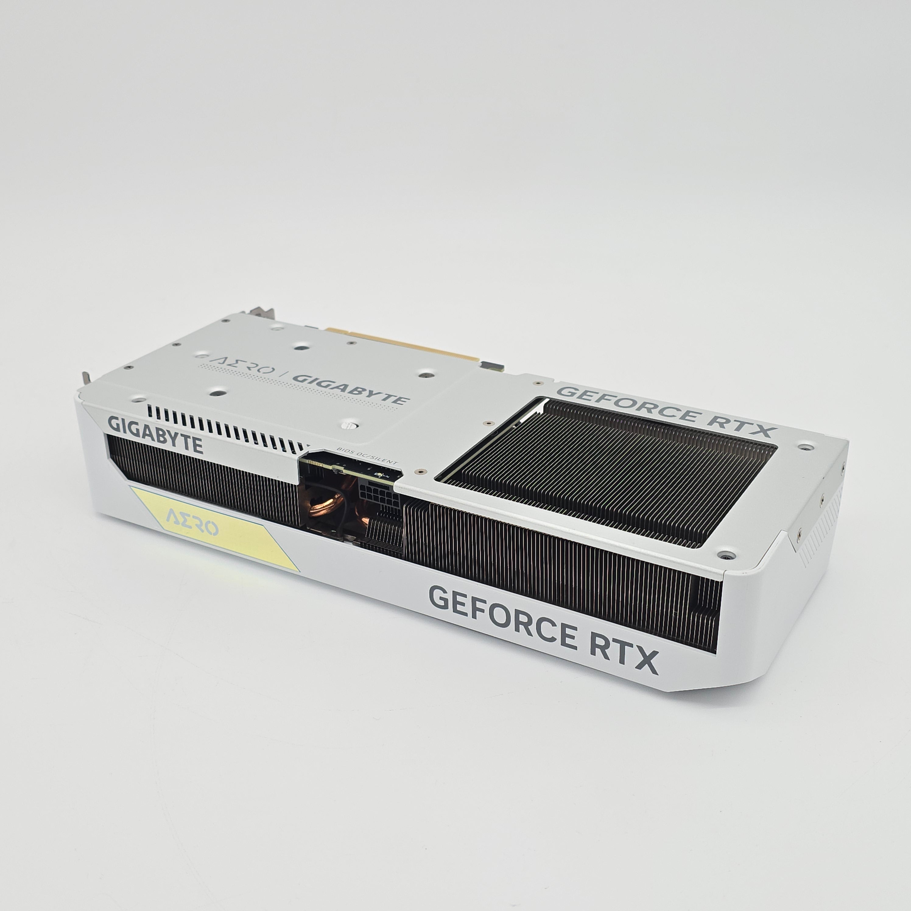 RTX 4070 Gigabyte Aero OC White 12GB, NVIDIA Gaming Graphics Card GPU