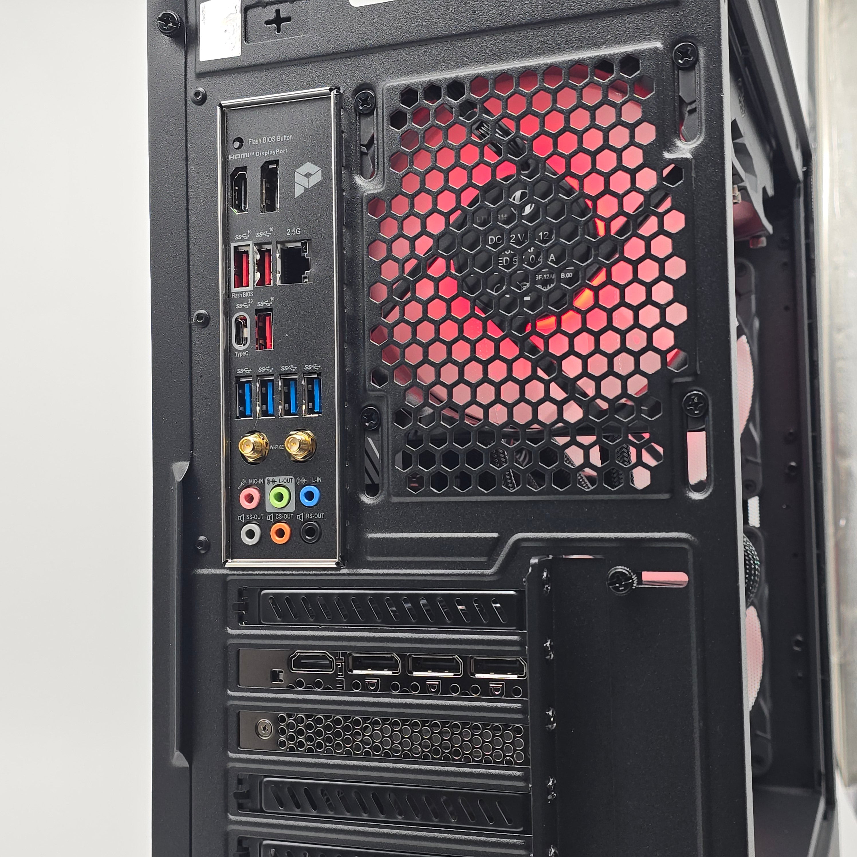 RTX 4070 Super, Ryzen 7800X3D, 1TB NVMe SSD, 32GB DDR5, Custom Black Pre-Owned Liquid Cooled Gaming PC