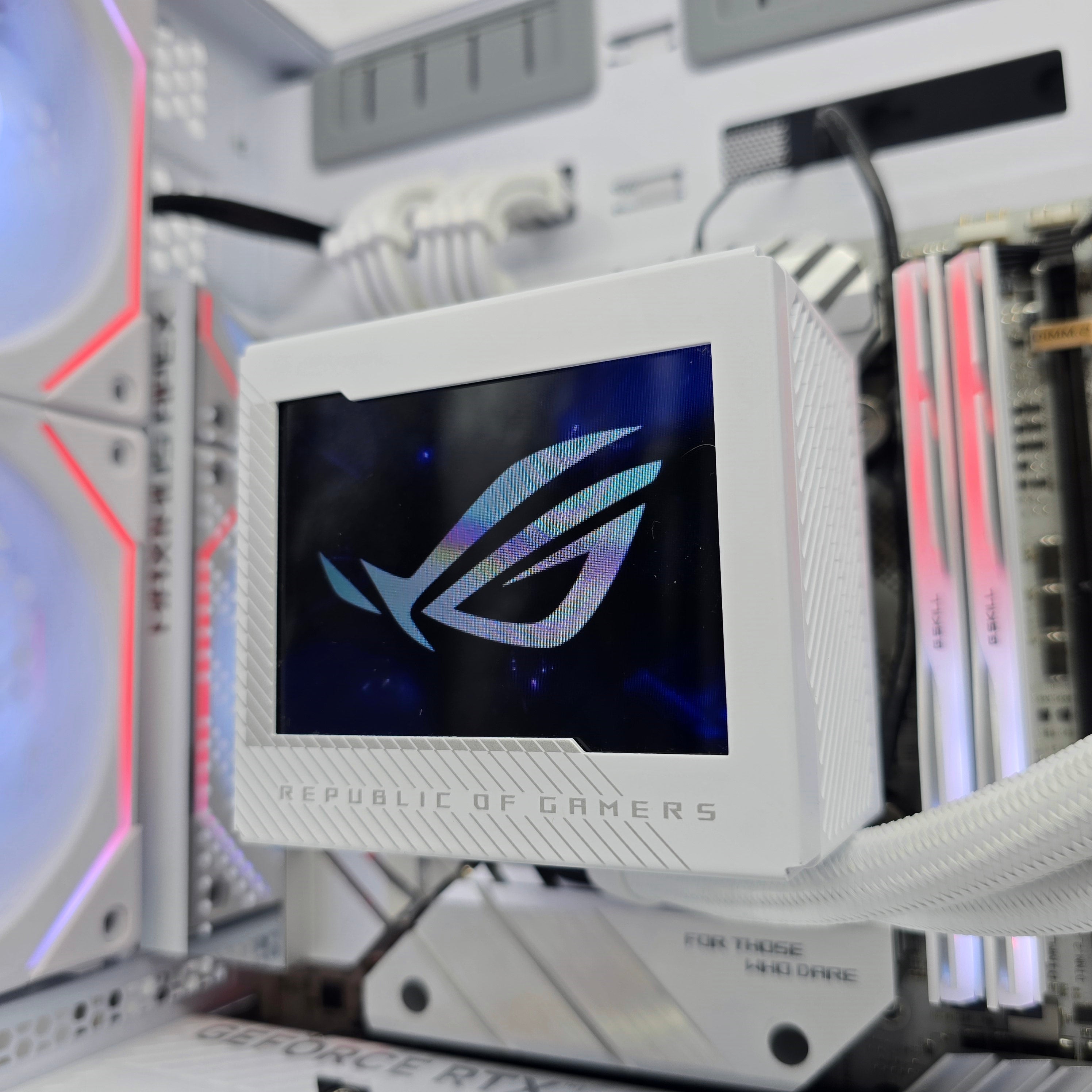 RTX 4090 STRIX, Intel i9-14900KS, 8TB NVMe, 48GB 7200MHz RAM, MAXIMUS APEX Custom White Gaming PC