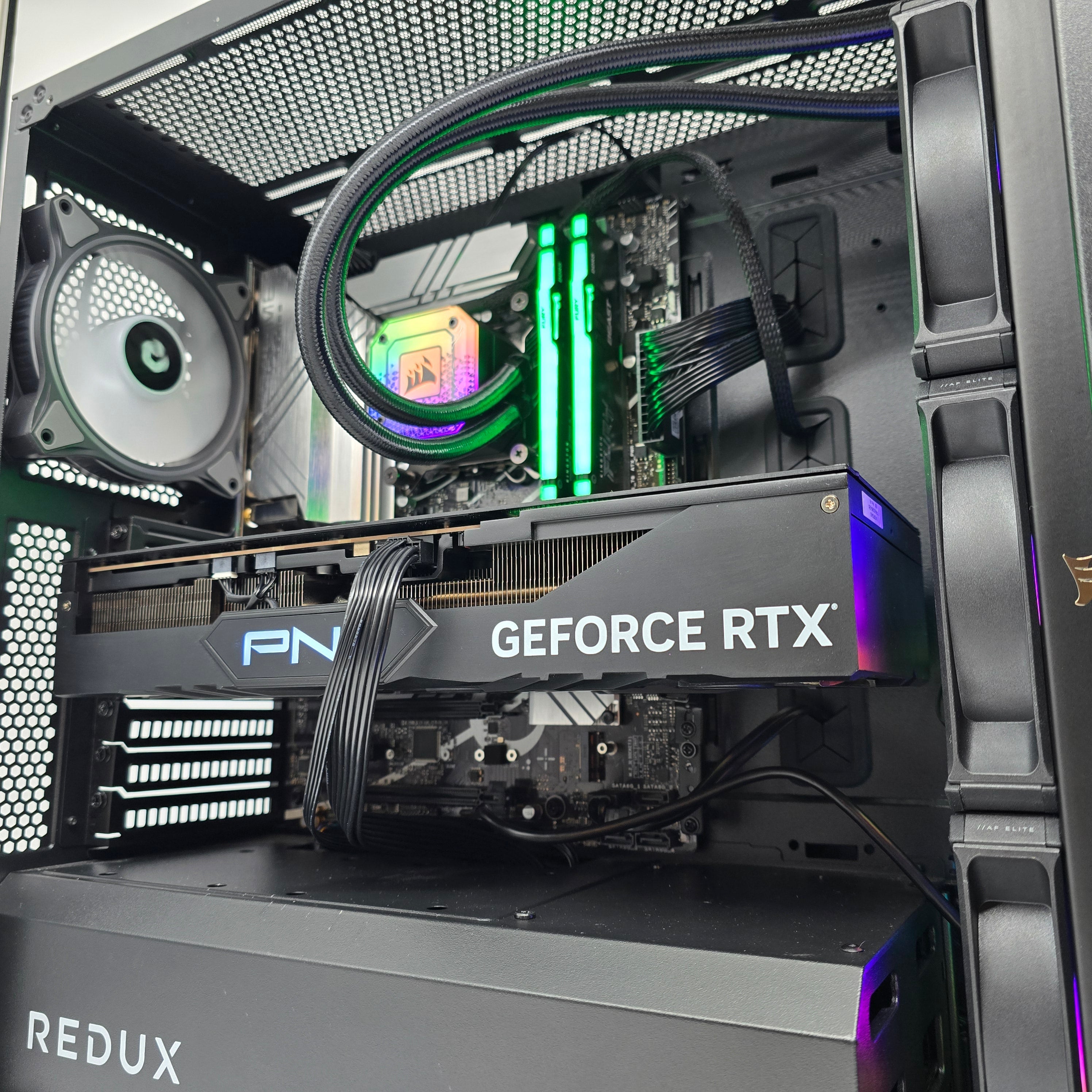 RTX 4090 24GB, Intel i9-13900K, 32GB DDR5, 3TB, Custom High End Liquid Cooled Gaming PC