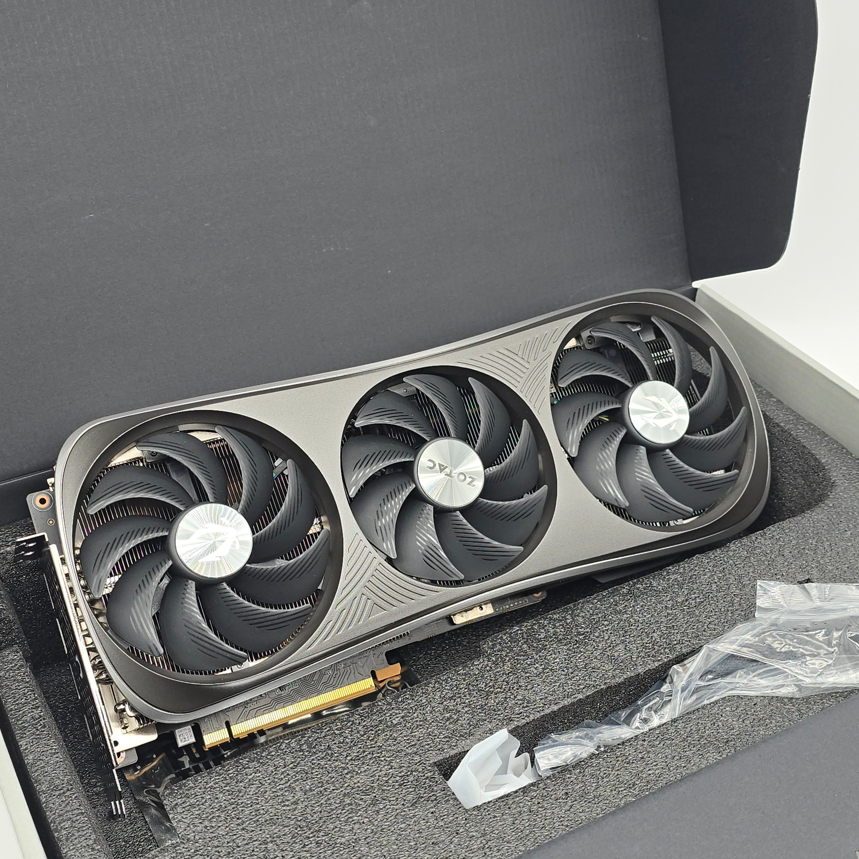 RTX 4090 Zotac Trinity 24GB, NVIDIA Gaming Graphics Card GPU