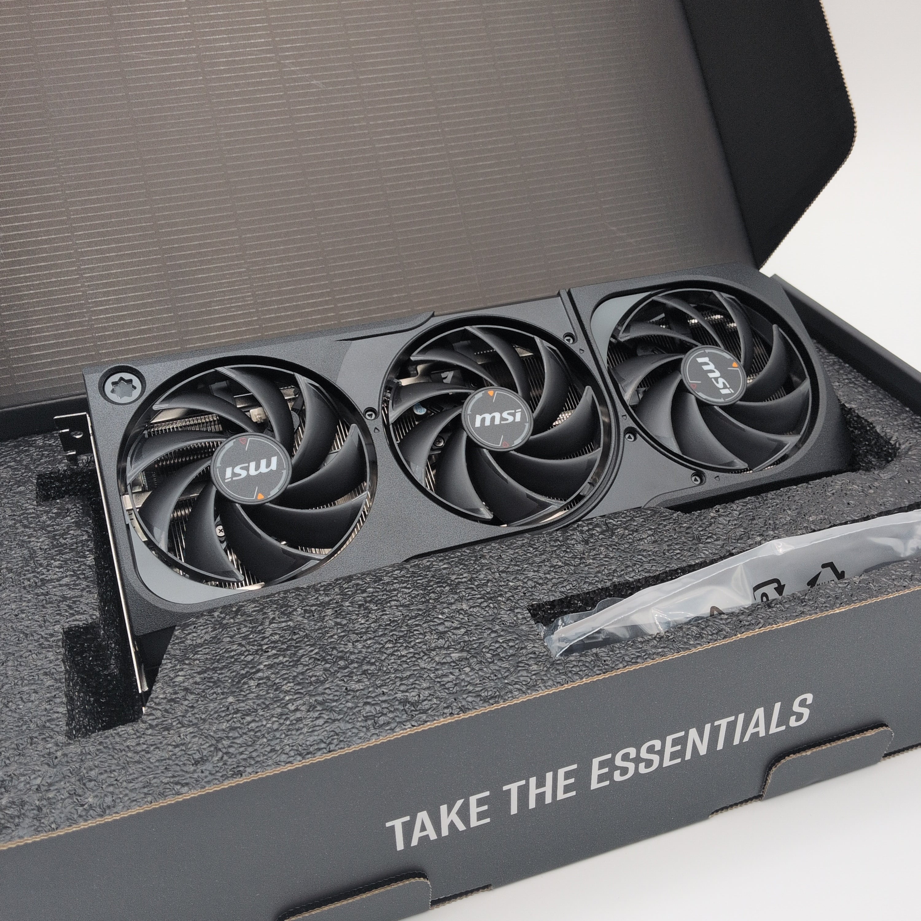 RTX 5070 MSI Shadow 3X OC 12GB, NVIDIA Gaming Graphics Card GPU