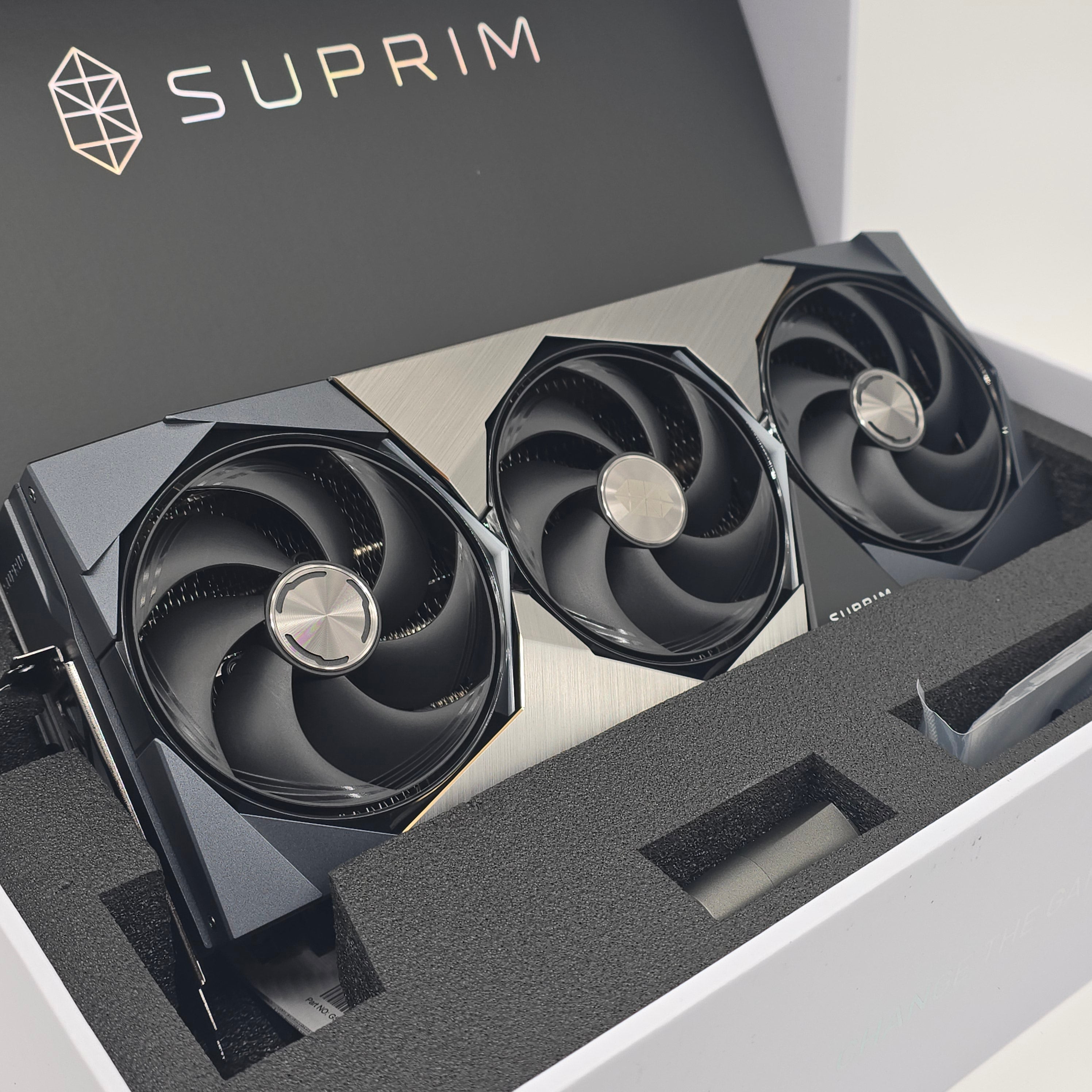 RTX 5090 MSI SUPRIM SOC Edition 32GB, NVIDIA Gaming Graphics Card GPU