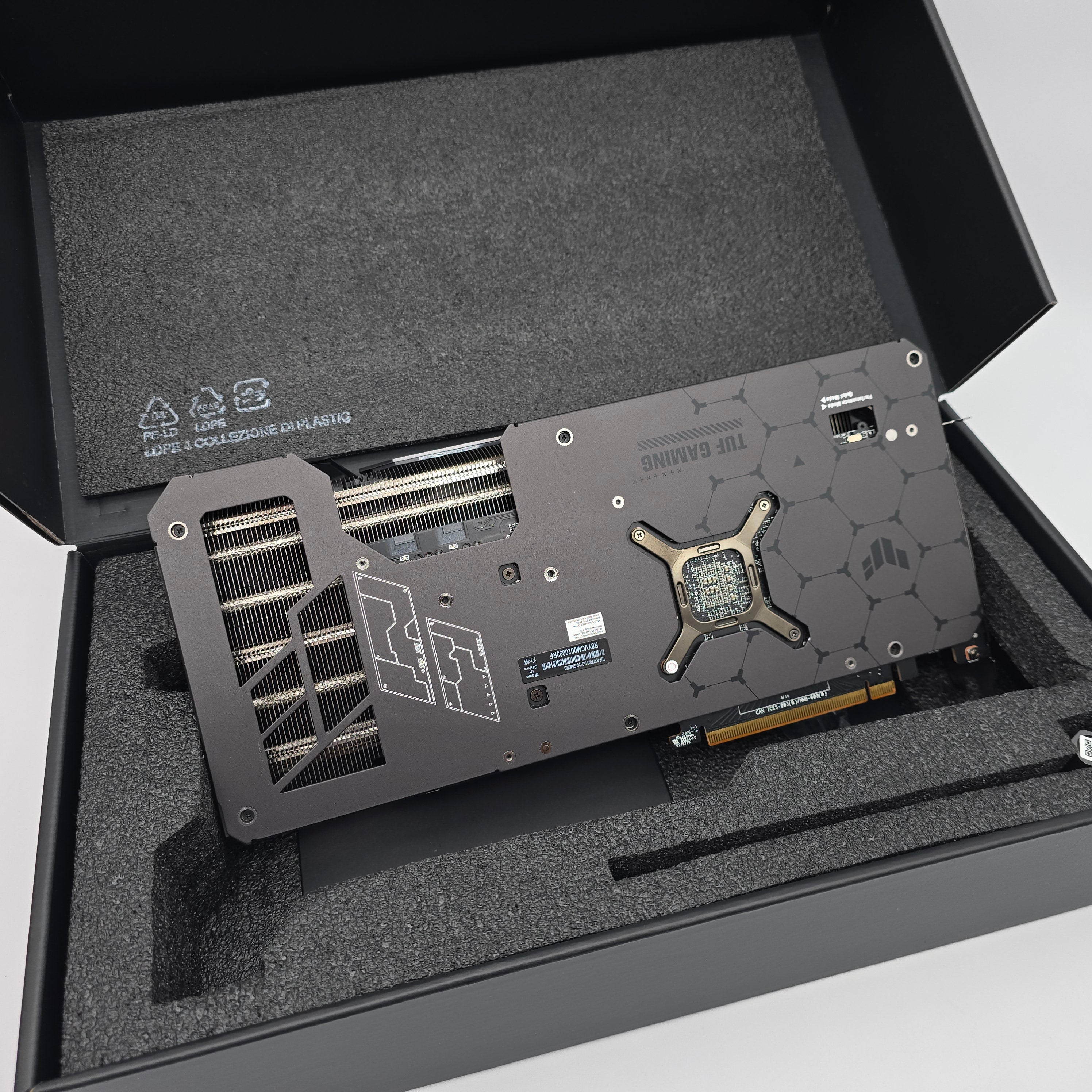 RX 7700 XT ASUS TUF OC 12GB, AMD Radeon Gaming Graphics Card GPU, 7700XT