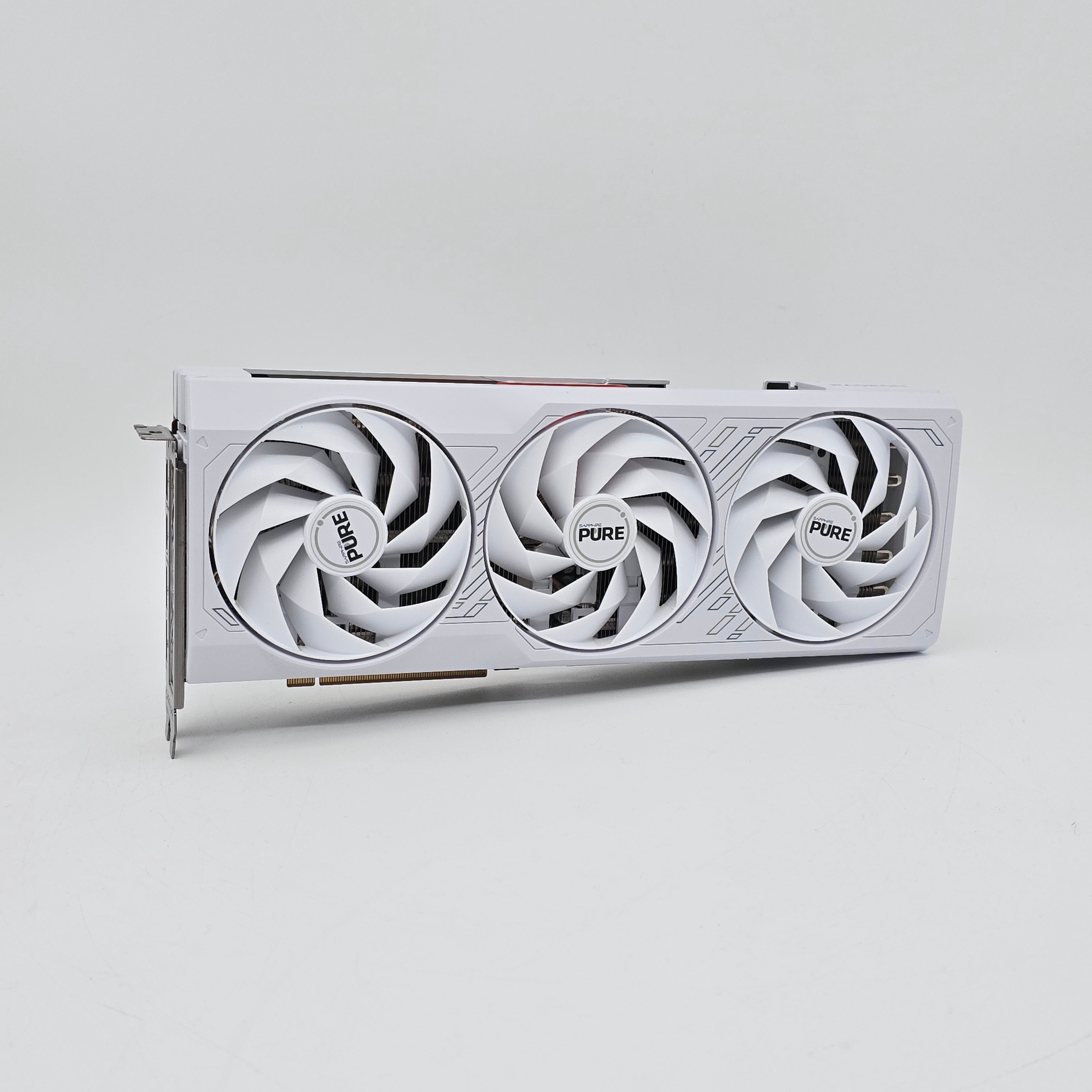 RX 7800 XT Sapphire Pure White 16GB, AMD Radeon Gaming Graphics Card GPU, 7800XT