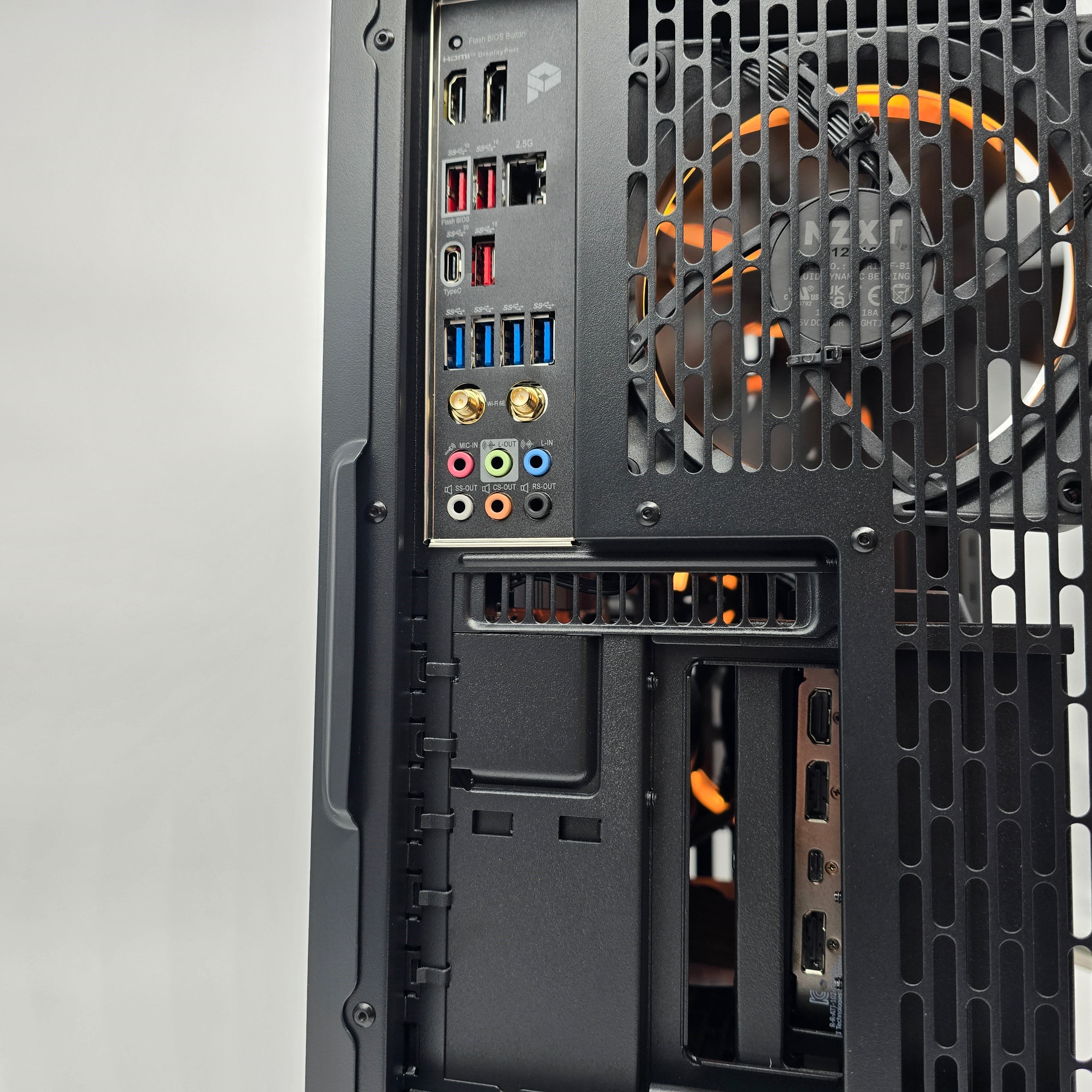 RX 7900XTX, Ryzen 7800X3D, 64GB DDR5, 2TB NVMe, Custom Liquid Cooled Gaming PC