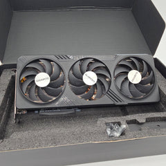 RX 7900 XTX Gigabyte Gaming OC 24GB, AMD Radeon Gaming Graphics Card GPU