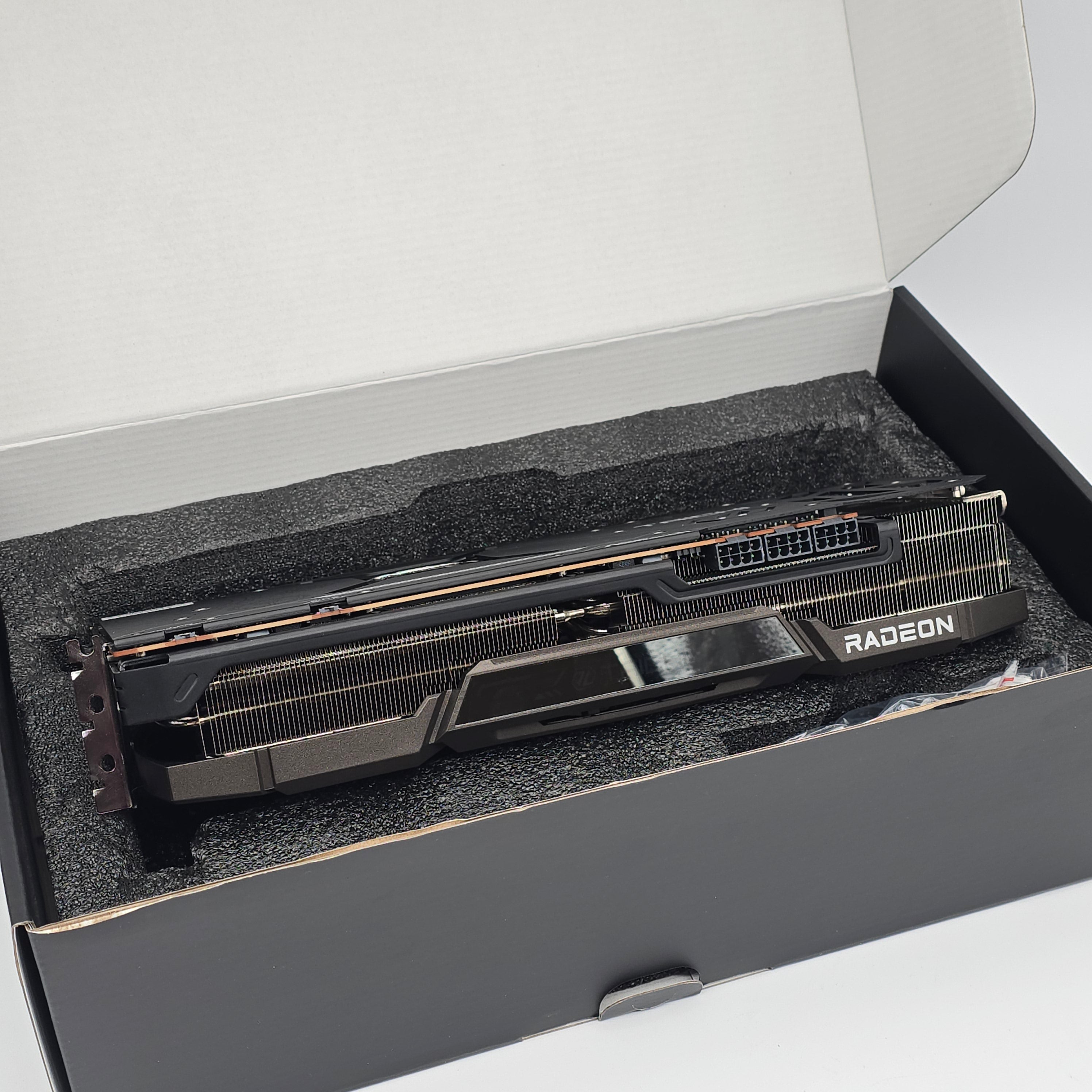 RX 7900 XTX ASRock Taichi OC 24GB, AMD Radeon Gaming Graphics Card GPU, 7900XTX