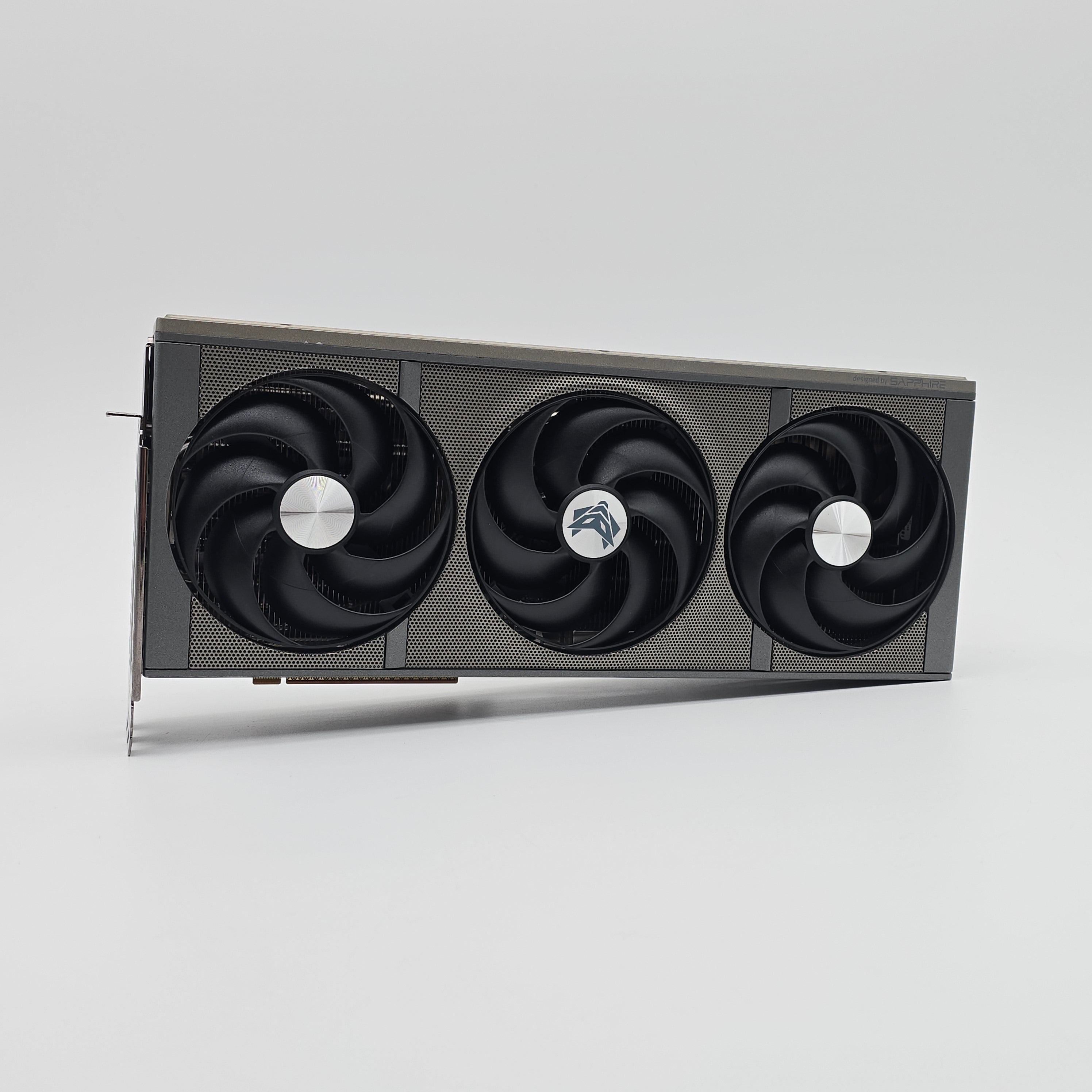 RX 9070 XT Sapphire Nitro+ 16GB, AMD Radeon Gaming Graphics Card GPU