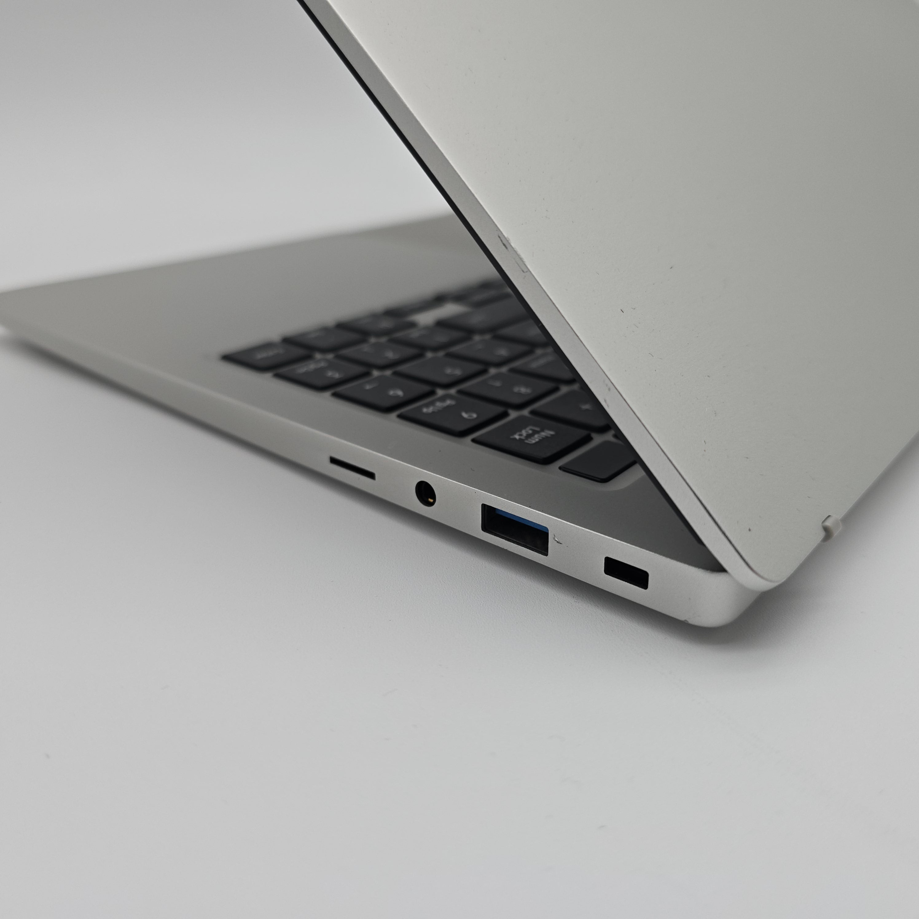 Samsung Galaxy Book, Intel i5-1135G7, 8GB RAM, 15.6" FHD Touch Screen Laptop, Mystic Silver
