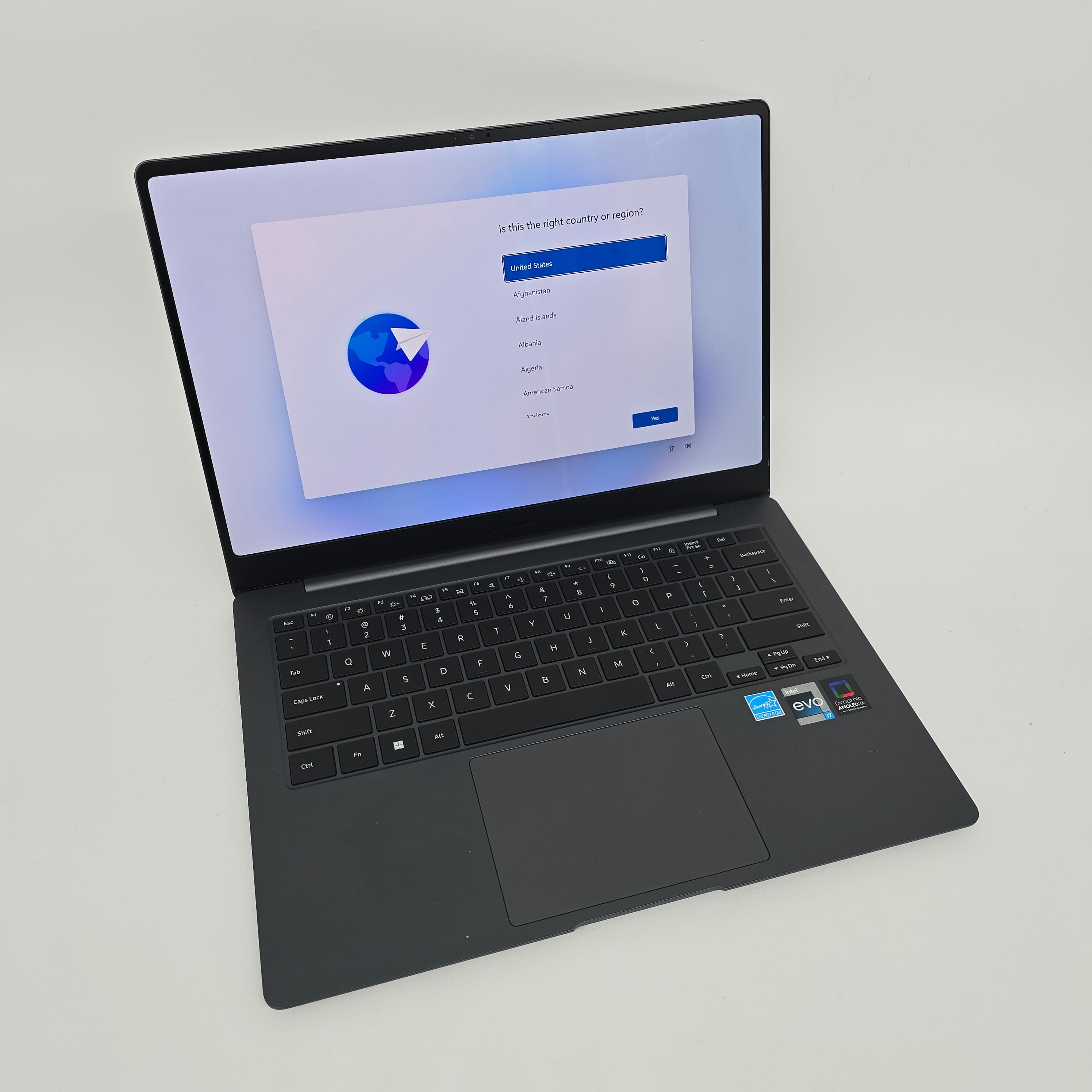 Samsung Galaxy Book3 Pro 14" Laptop, AMOLED 3K 120Hz Screen, Intel i7-1360P, 16GB RAM