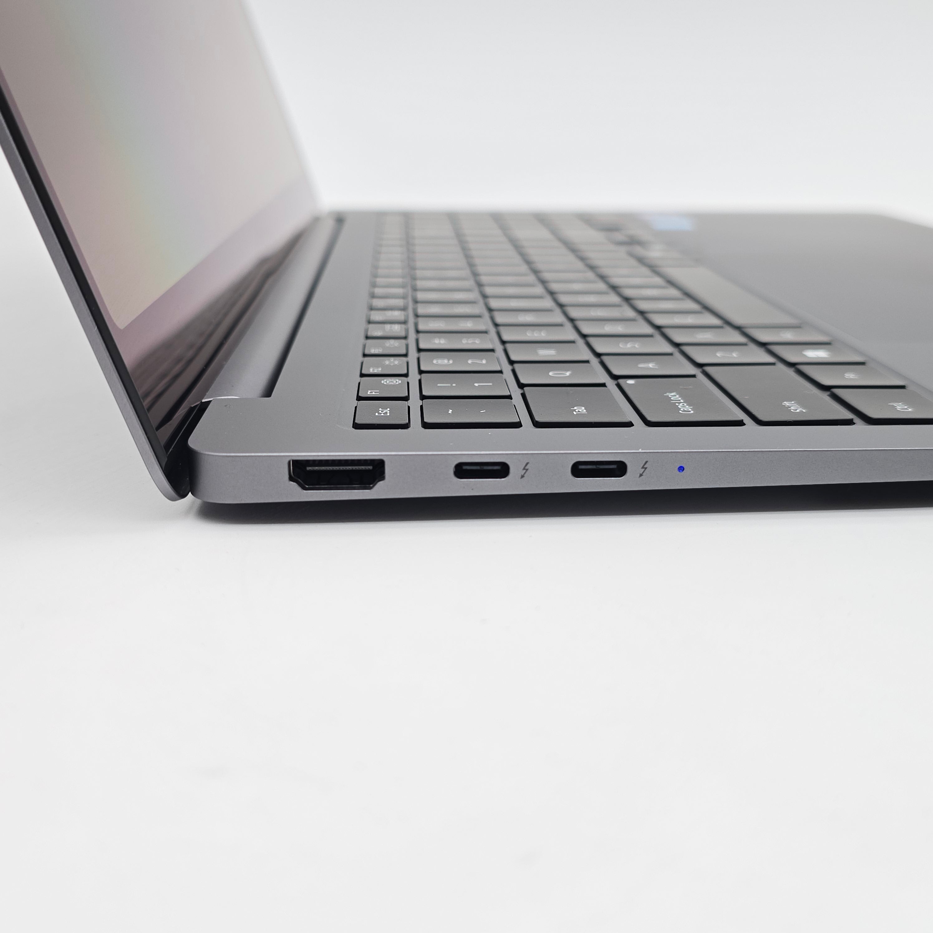 Samsung Galaxy Book 5 Pro, Intel Arc 140V, Core Ultra 7 256V, 16GB DDR5, 1TB NVMe, 16" 3K 120Hz OLED, Windows Workstation Laptop