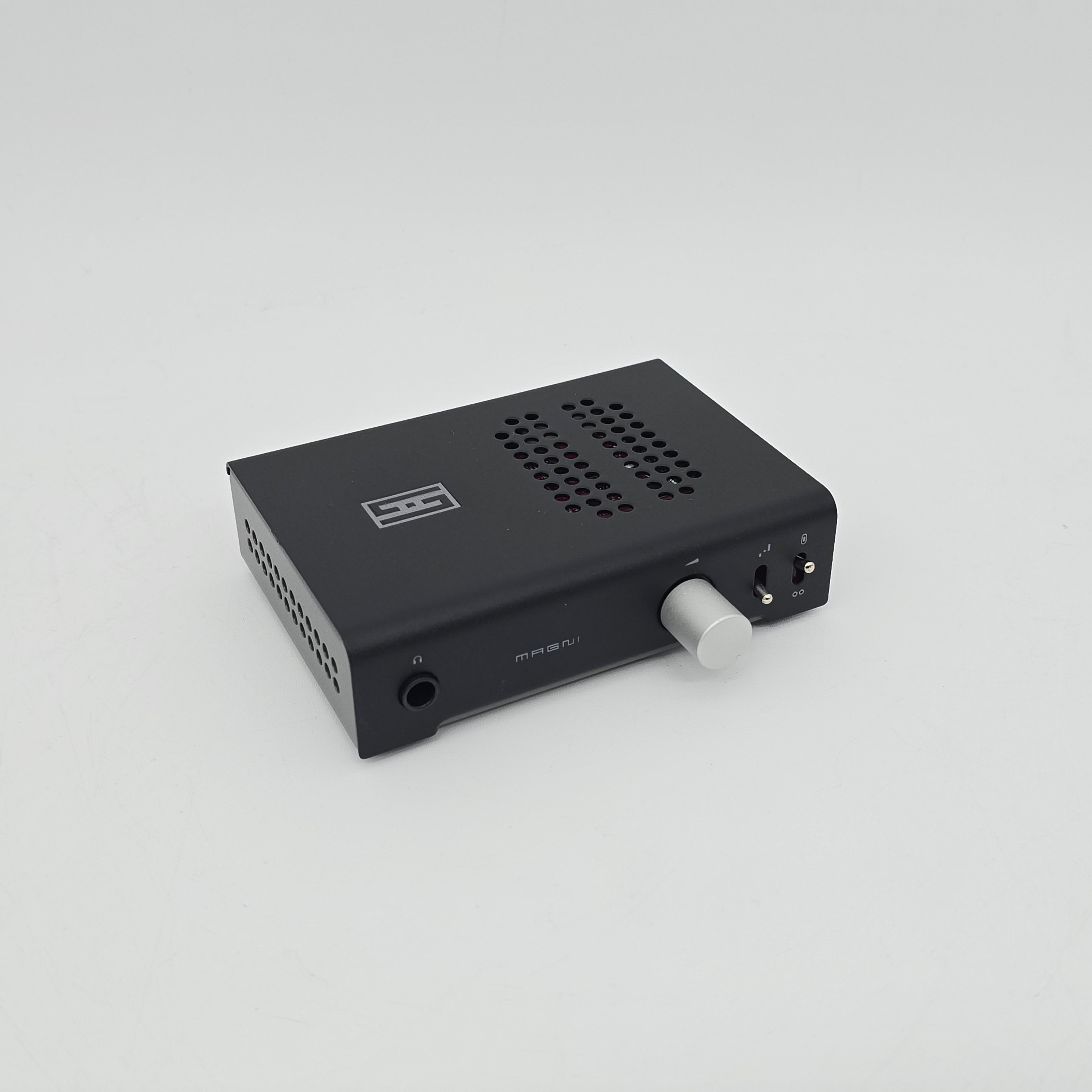 Schiit Magni Unity Fully Discrete Headphone Amp and Preamp with Internal Integrated USB DAC - Black