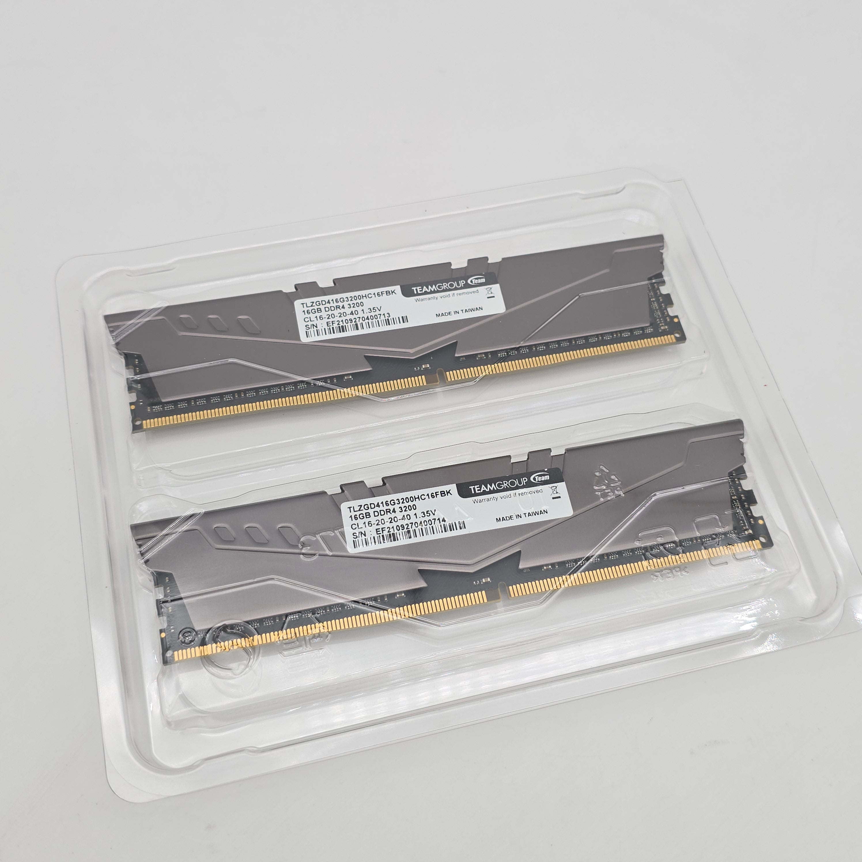 TeamGroup T-Force Vulcan Z 32GB DDR4, 3200MHz, CL16-20-20-40, Desktop Gaming Memory RAM (2x16GB)