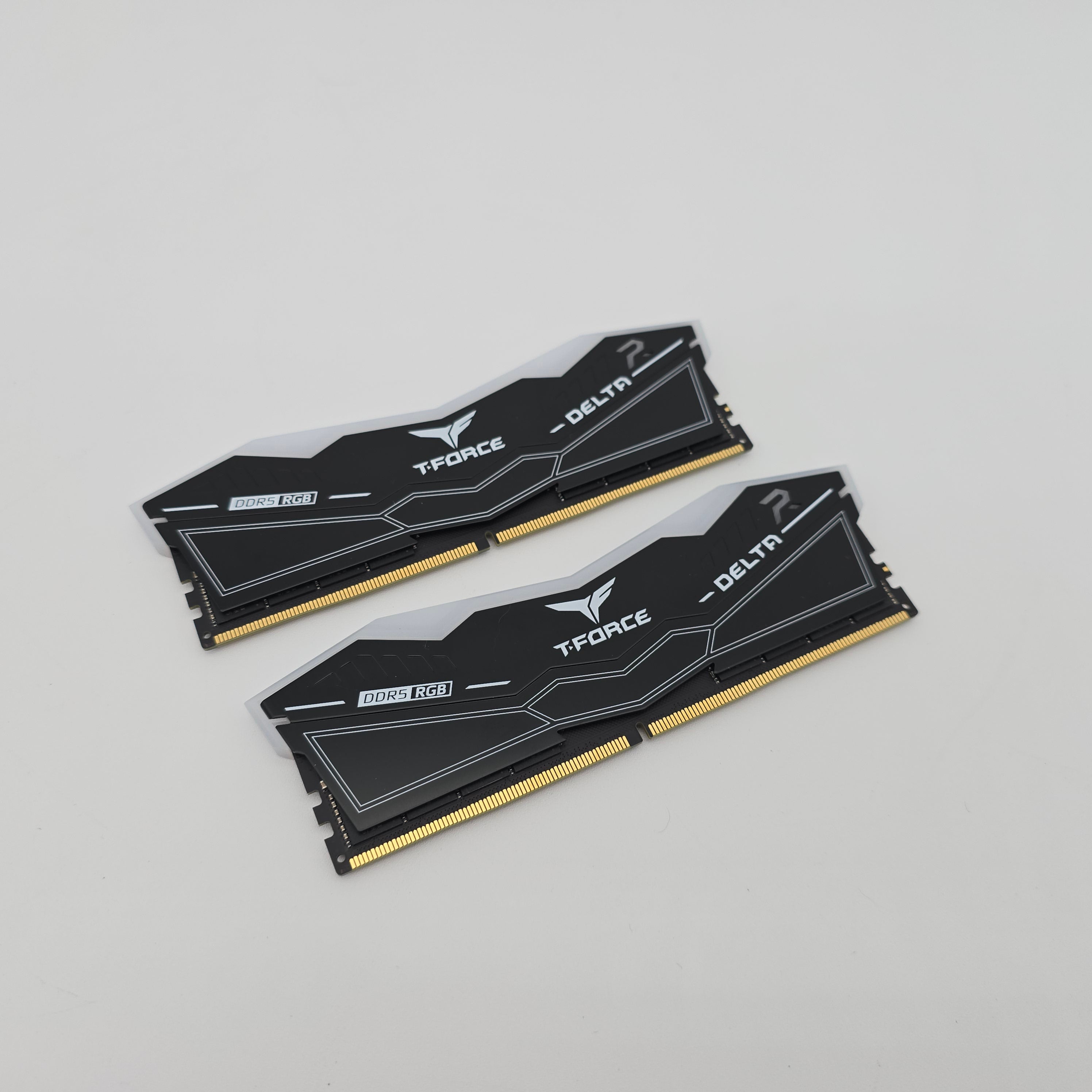 32GB DDR5 Teamgroup TForce Black RAM, 2x16GB, CL38-38-38-78