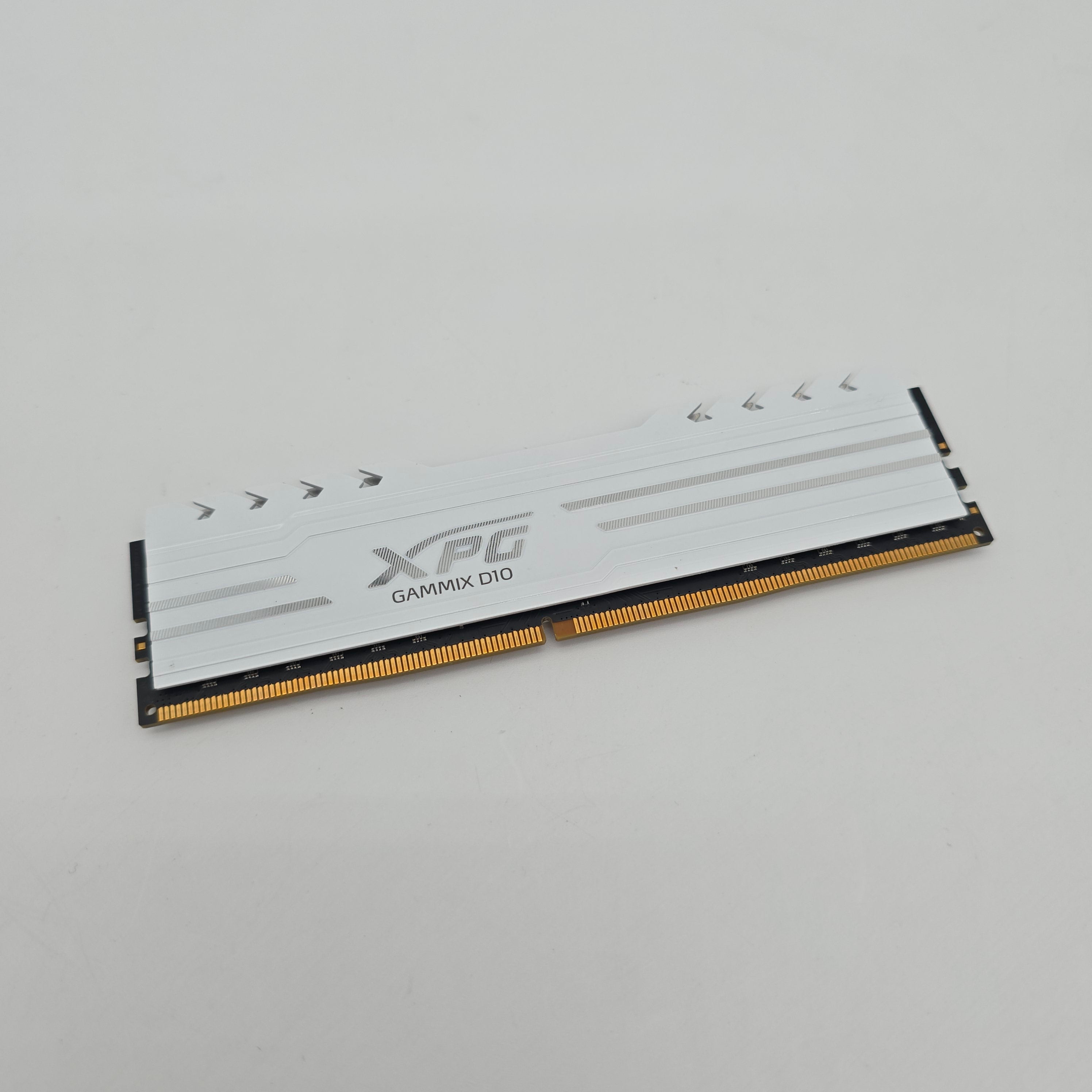 XPG Gammix D10 White 8GB DDR4, 3000MHz, CL16-20-20, Desktop Gaming Memory RAM (1x8GB)
