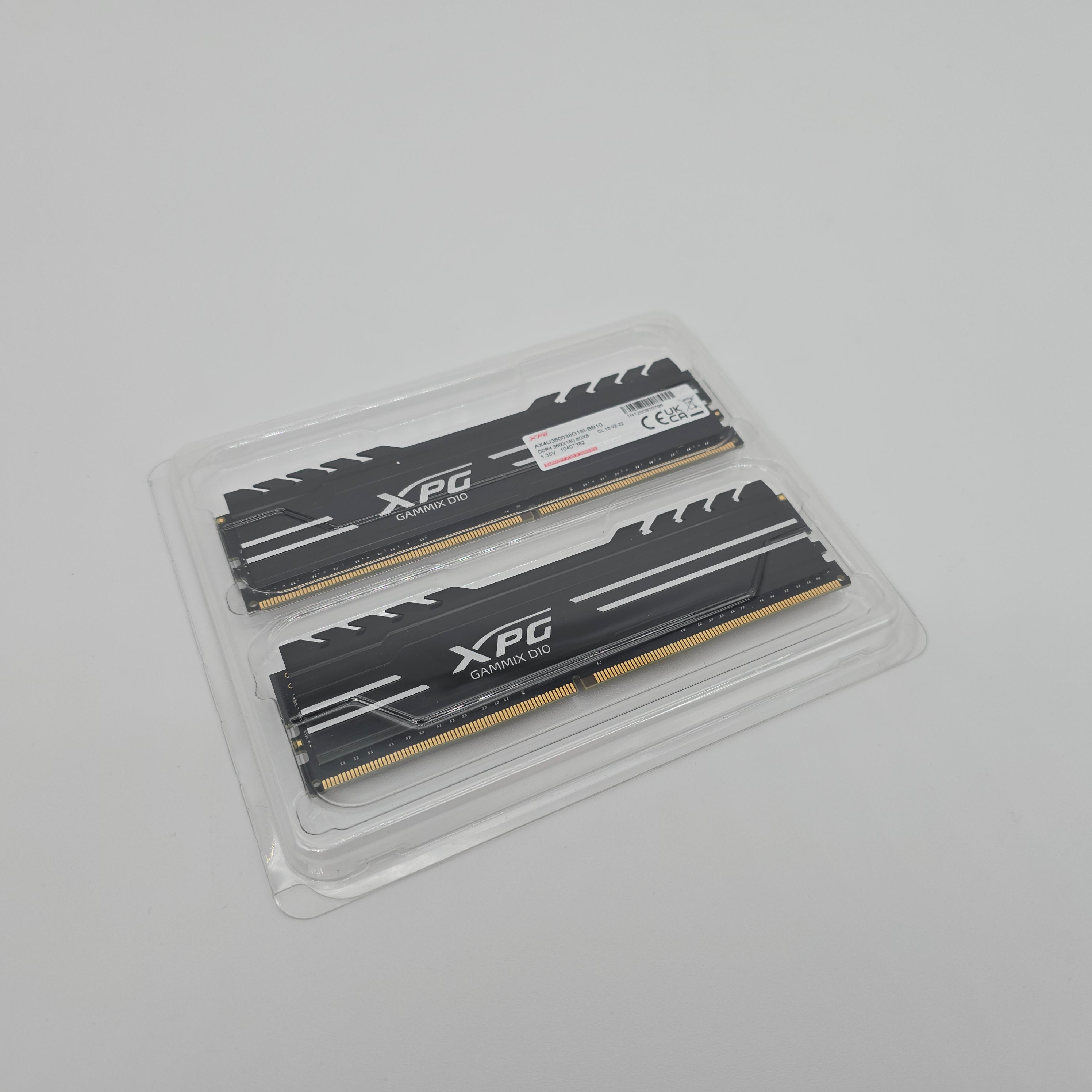 XPG Gammix D10 16GB DDR4, 3600MHz, CL18-22-22, Desktop Gaming Memory RAM (2x8GB)